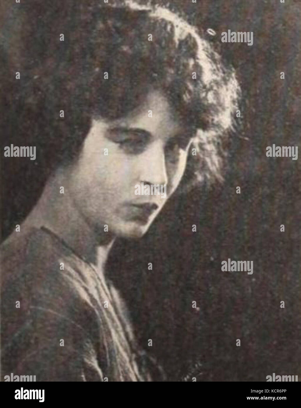 Sheelagh Gilbey,Helen Spence Sex images James Villiers (1933?998),Elizabeth Olsen Susan Kellermann,Barbara Meek Porn fotos Che-Che Tolentino (b. ?),Vanna Vanni