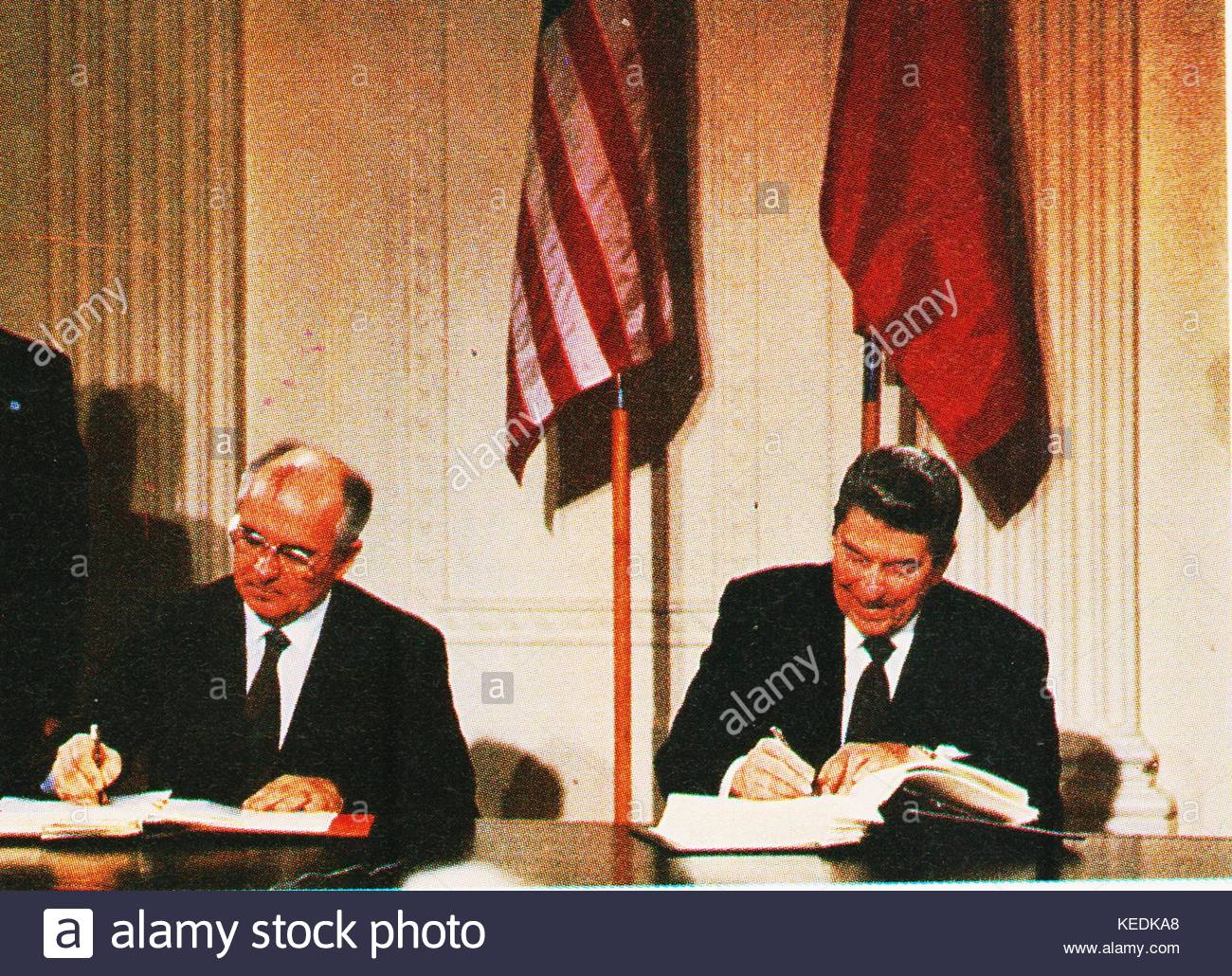 gorbachevs political aim in the soviet union during 1987 In october 1987, during a visit to the kola peninsula, the secretary-general of the soviet communist party, mikhail gorbachev, launched a series of policy initi which ultimately came to mark the beginning of the end of the cold war era in the arctic in addition to being motivated by historical interest, the article aims at. gorbachevs political aim in the soviet union during 1987 In october 1987, during a visit to the kola peninsula, the secretary-general of the soviet communist party, mikhail gorbachev, launched a series of policy initi which ultimately came to mark the beginning of the end of the cold war era in the arctic in addition to being motivated by historical interest, the article aims at.