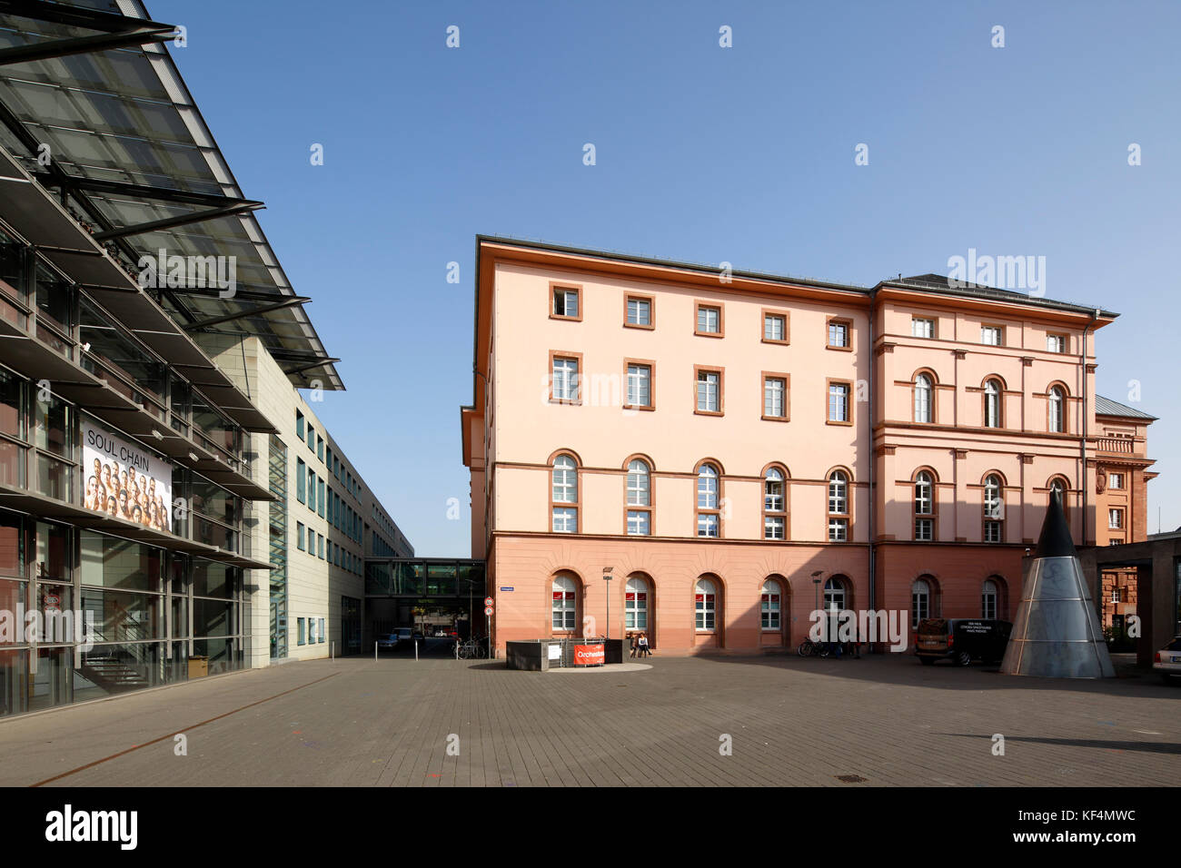 Staatstheater In Mainz Rheinland Pfalz Kleines Haus Und Grosses
