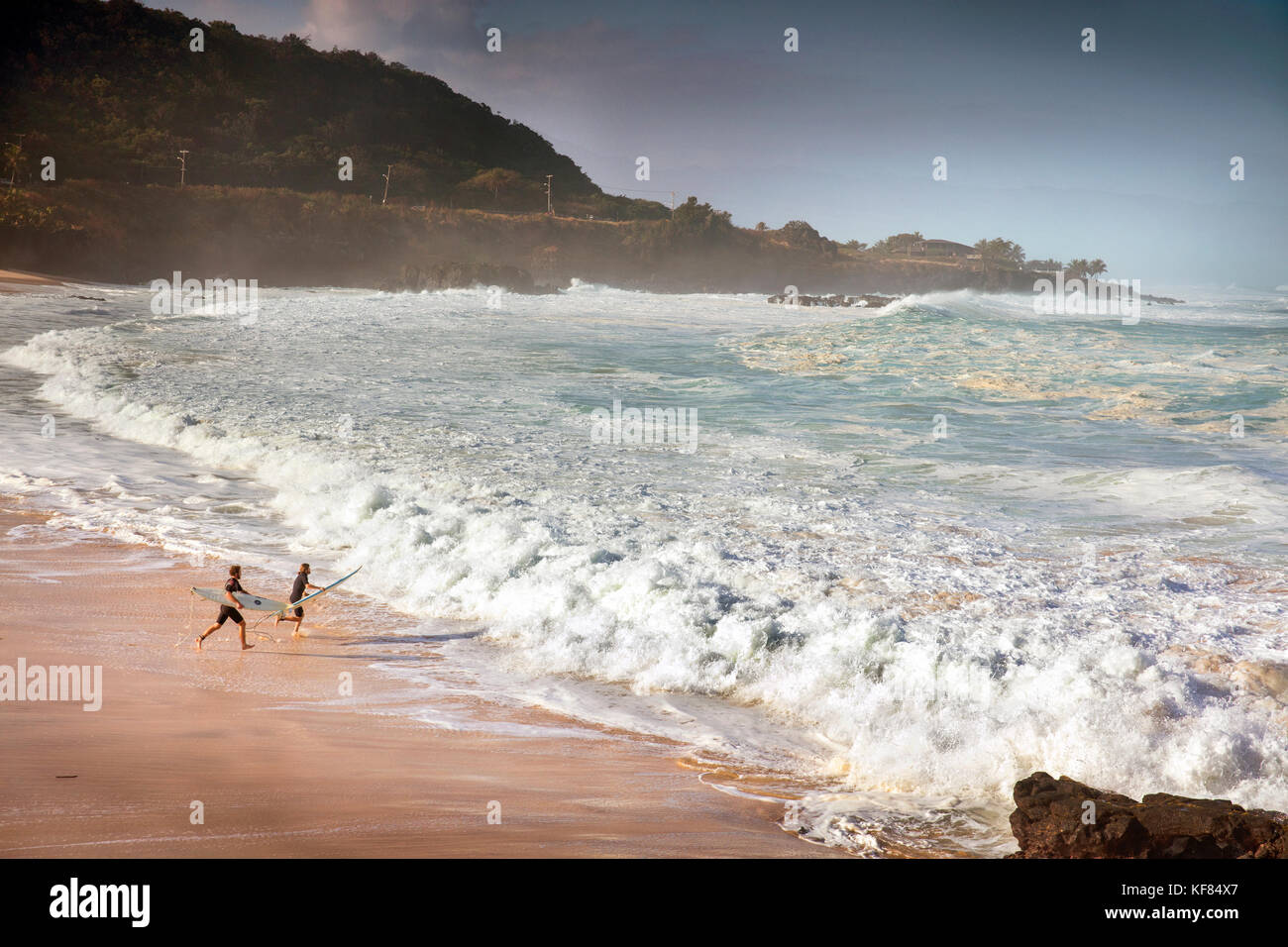 HAWAII Oahu North Shore Surfers At Waimea Bay Stock Photo Alamy