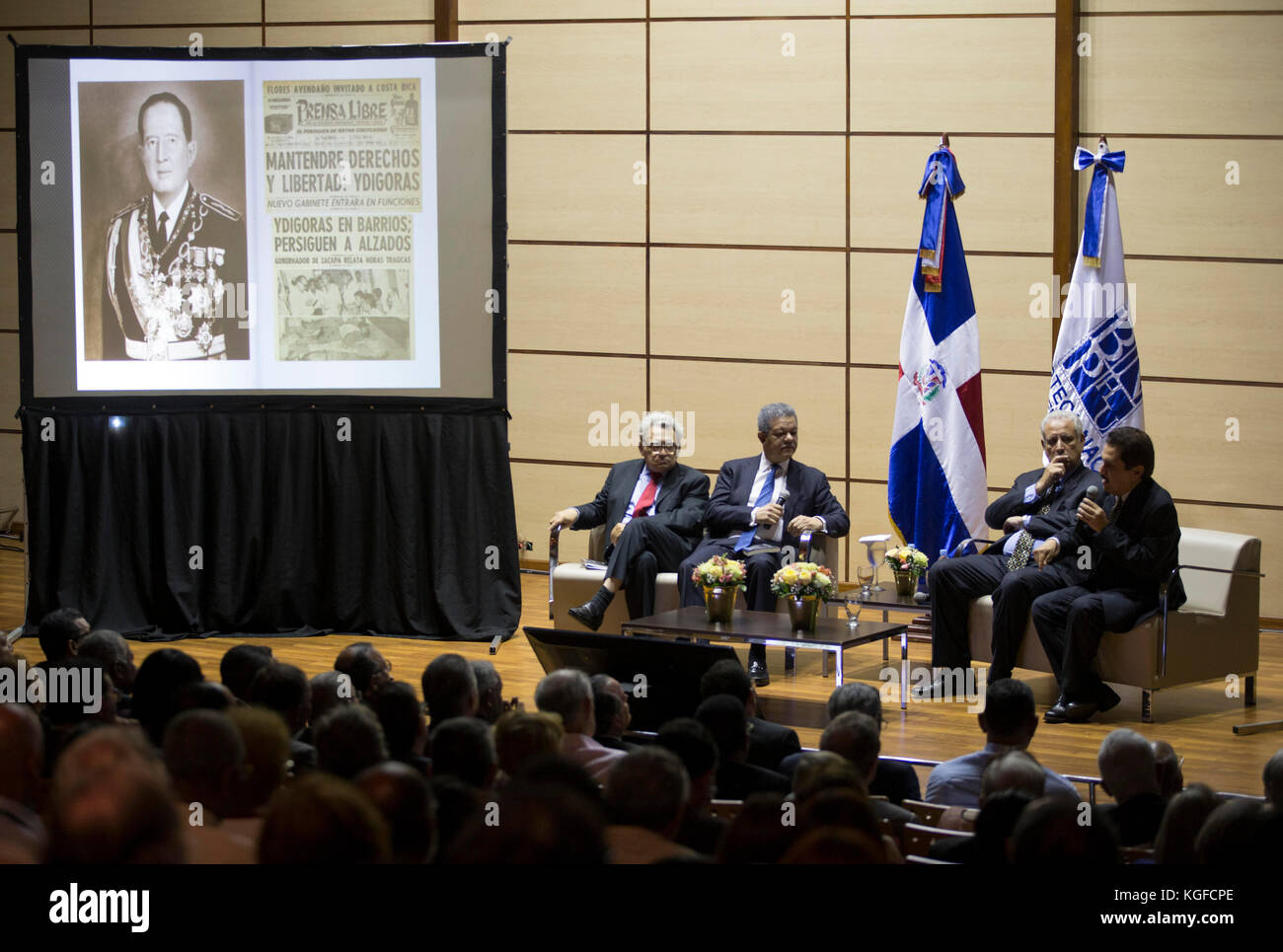 intellectuals and dictators in the dominican 102 102 | revista europea de estudios latinoamericanos y del caribe 84, abril de 2008 tured island of the caribbean for bosch, the backwardness of dominican society. intellectuals and dictators in the dominican 102 102 | revista europea de estudios latinoamericanos y del caribe 84, abril de 2008 tured island of the caribbean for bosch, the backwardness of dominican society.