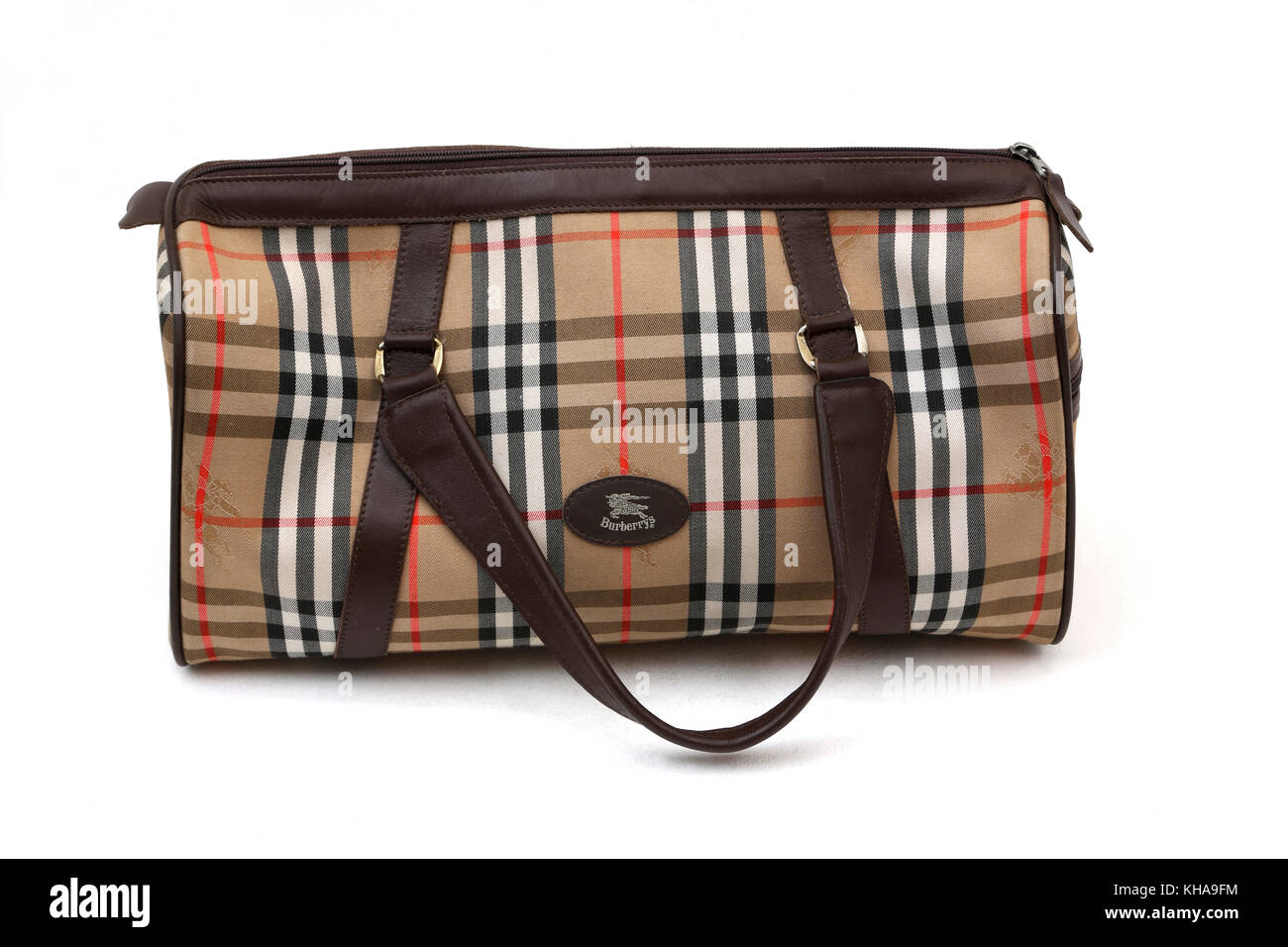 burberry carry on