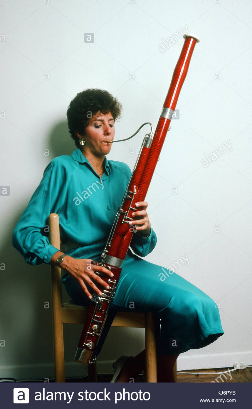 Bassoonist Stock Photos & Bassoonist Stock Images - Alamy