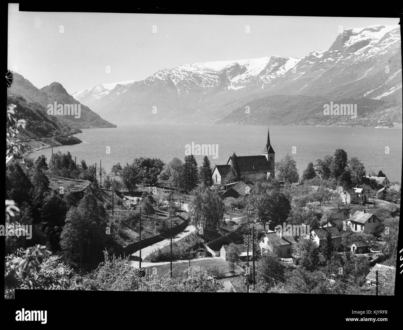 ullensvang-kirke-no-nb-digifoto-20150226