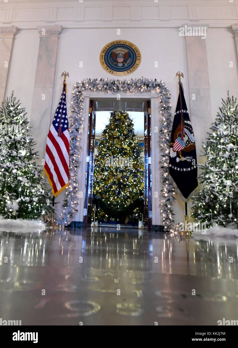 the 2017 white house christmas decorations with the theme time honored traditions which were personally selected by first lady melania trump - 2017 White House Christmas Decorations the 2017 white house christmas decorations with the theme time honored traditions which were personally selected by first lady melania trump - 2017 White House Christmas Decorations