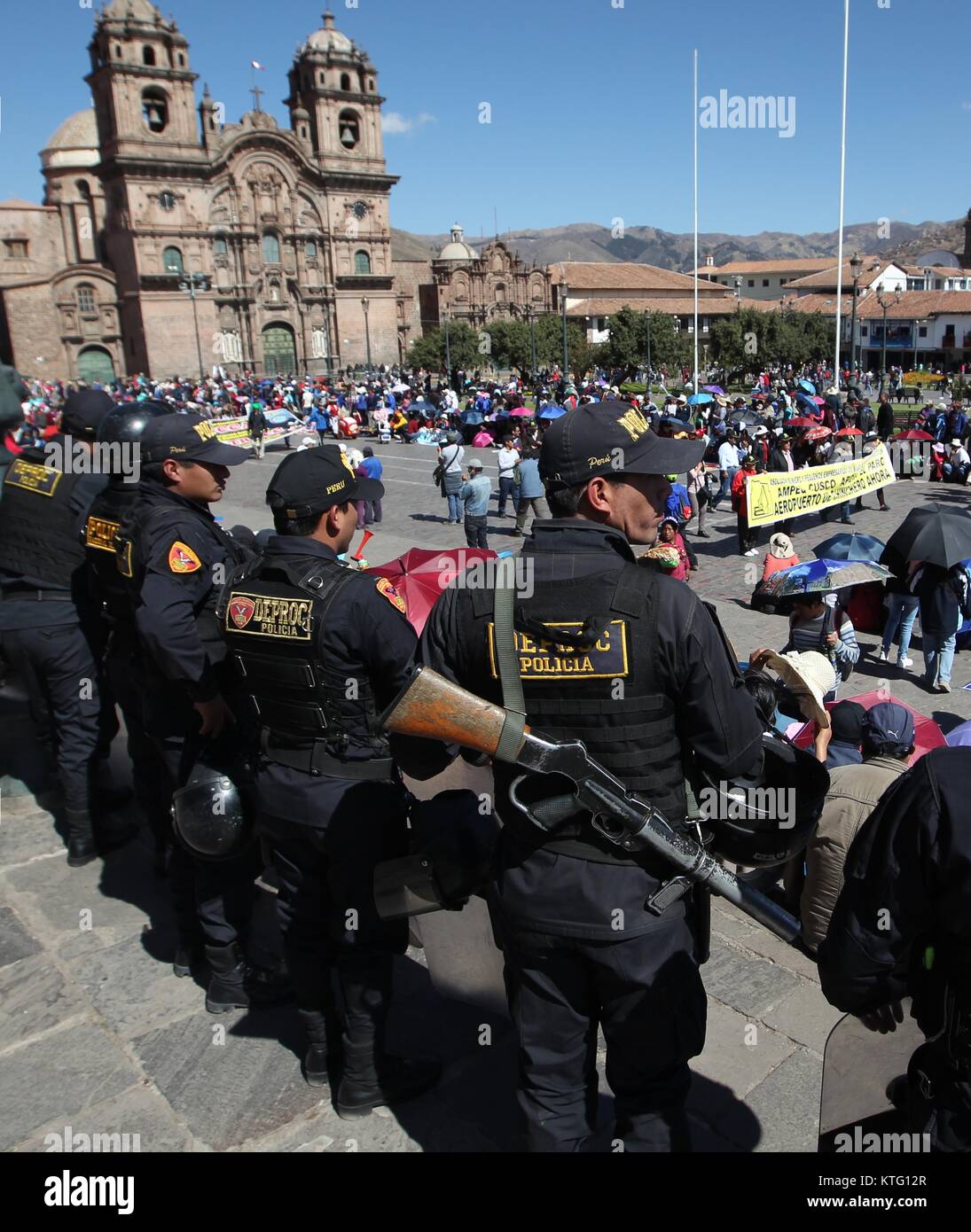 16 07 2017 PARO DE MAESTROS DEL SUTEP EN LA PROVINCIA DE CUSCO FOTOS