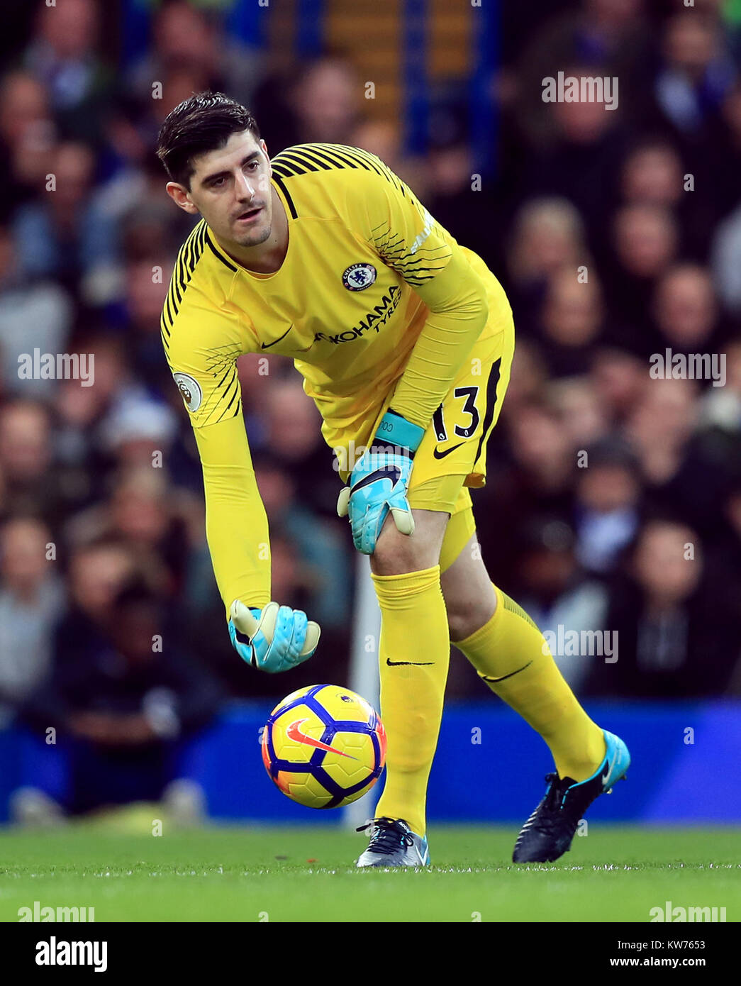 Chelsea Goalkeeper Thibaut Courtois Stock Photo Alamy