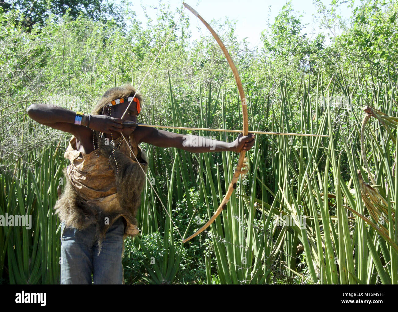 Hunting With Bow And Arrow Stock Photos & Hunting With Bow And Arrow Stock Images Alamy