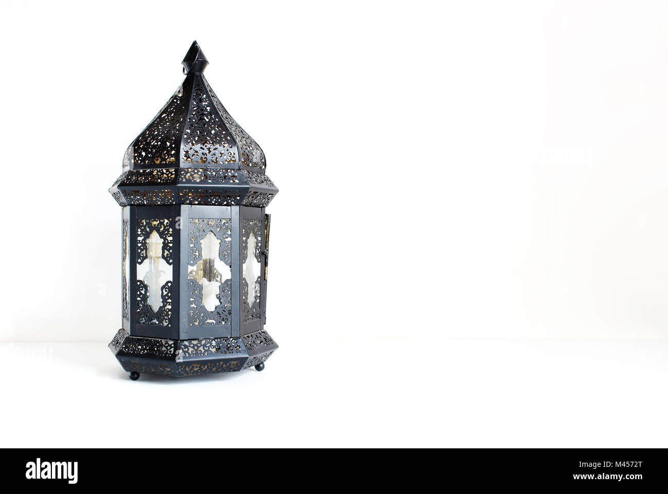 Arabic Lantern Stock Photos for Traditional Arabic Lamp
575lpg Arabic Lantern Stock Photos for Traditional Arabic Lamp
575lpg