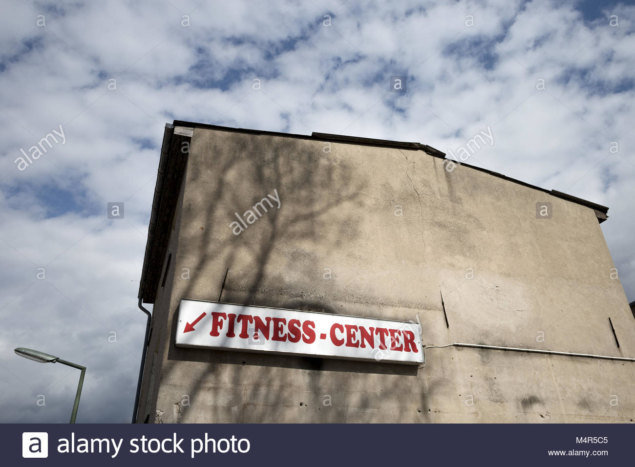 Pure Gym Poole >> Gym Sign Stock Photos & Gym Sign Stock Images - Alamy Pure Gym Poole >> Gym Sign Stock Photos & Gym Sign Stock Images - Alamy
