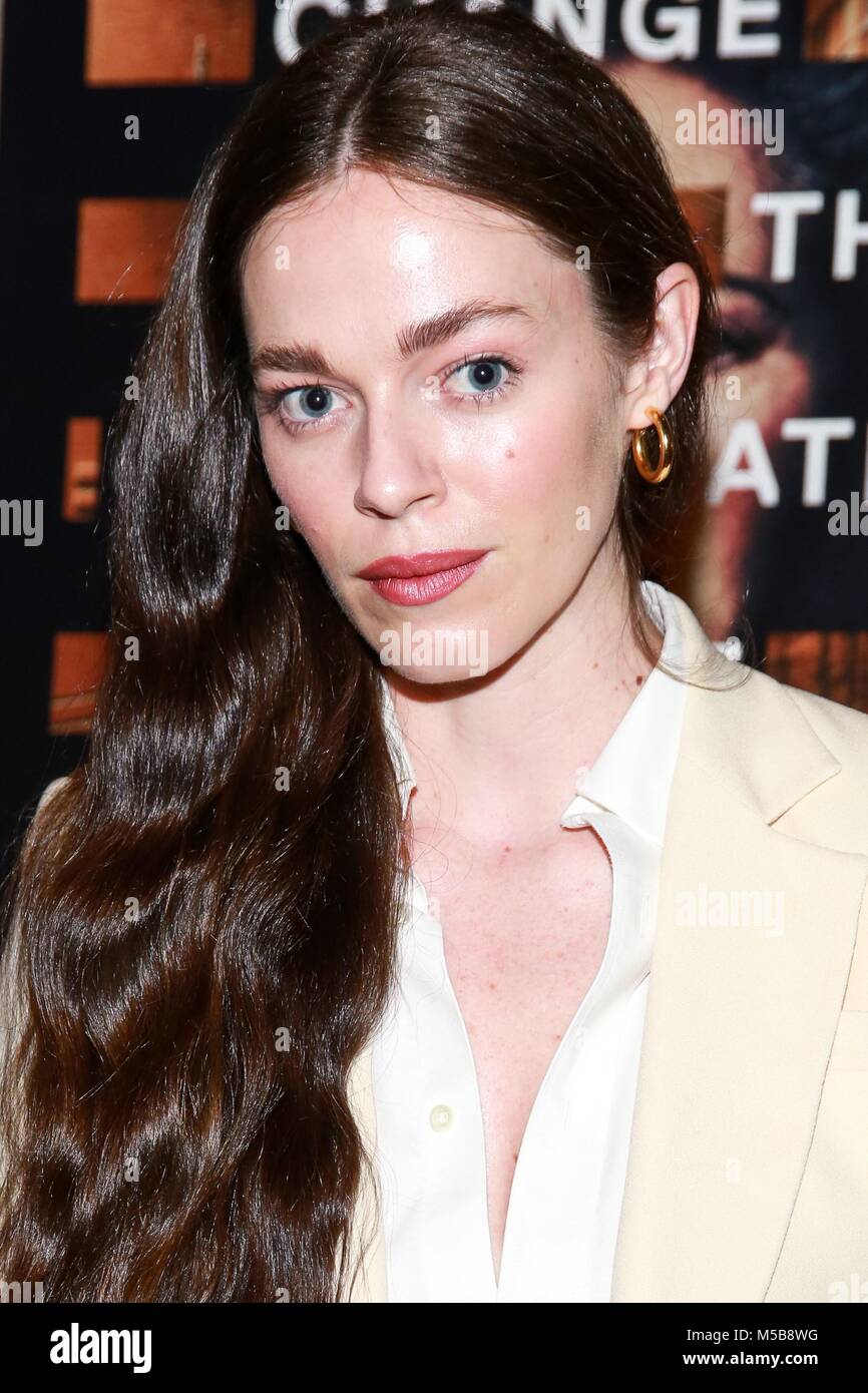 Jacquelyn Jablonski USA 6 2010?015 forecasting Jean Marsh (born 1934) advise