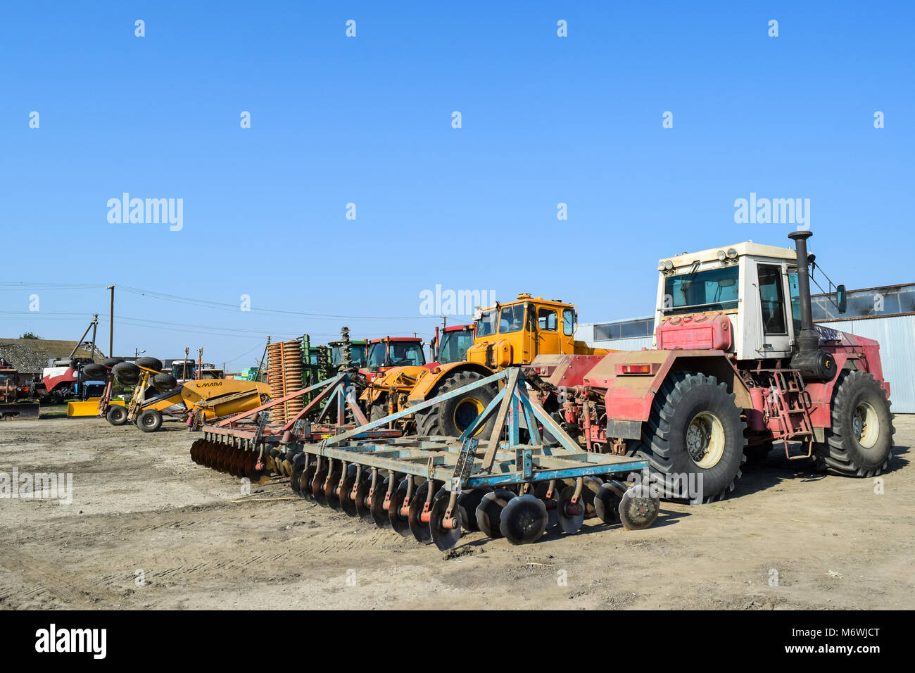 tractor agricultural machinery Agriaffaires, classified ads for new and used farm equipment present in more than 20 countries, the agriaffaires site specialises in the sale of new and used farm, forestry, winegrowing and green area maintenance equipment. tractor agricultural machinery Agriaffaires, classified ads for new and used farm equipment present in more than 20 countries, the agriaffaires site specialises in the sale of new and used farm, forestry, winegrowing and green area maintenance equipment.