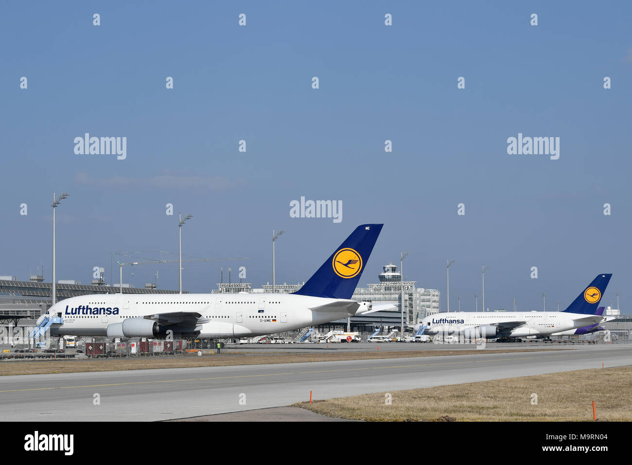 Lufthansa Airbus A A Airport Munich Roll In Out