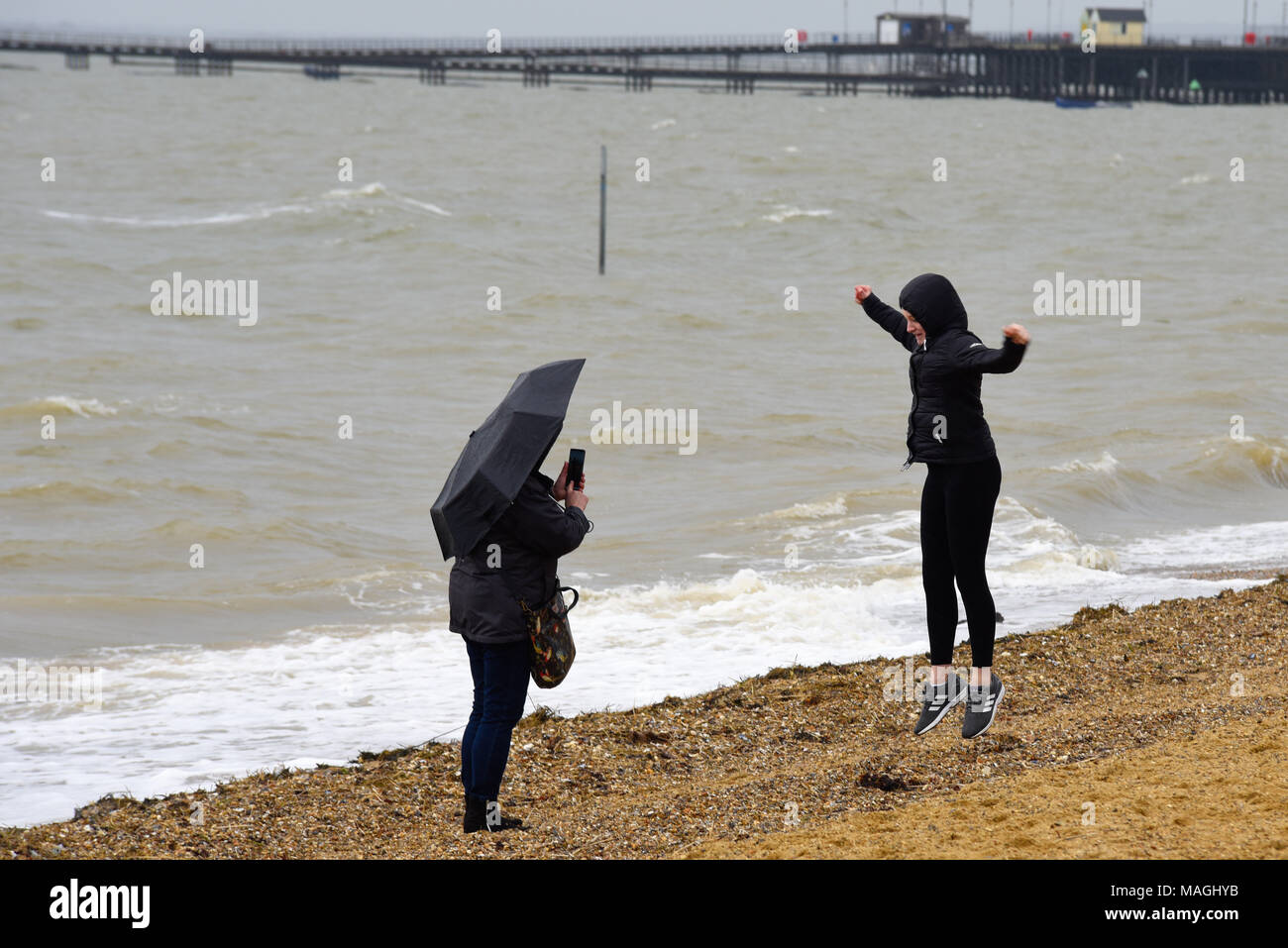Uk Weather Some Day Trippersved The Bank Holiday Weather In Southend On Sea Es Mother And Daughter On Beach Uk Weather Some Day Trippersved The Bank Holiday Weather In Southend On Sea Es Mother And Daughter On Beach