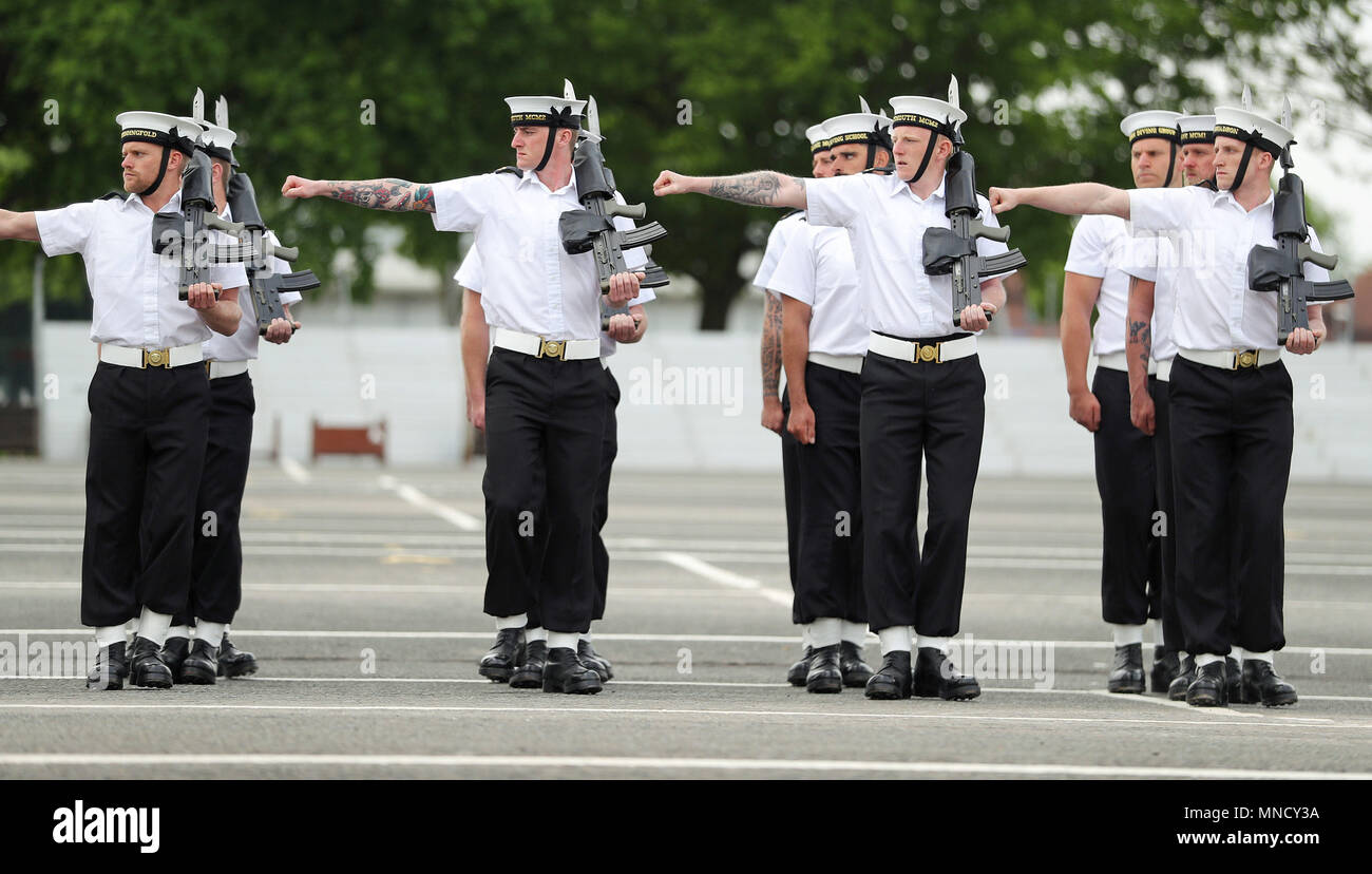 Members Of The Royal Navy Small Ships And Diving Unit Practice On The