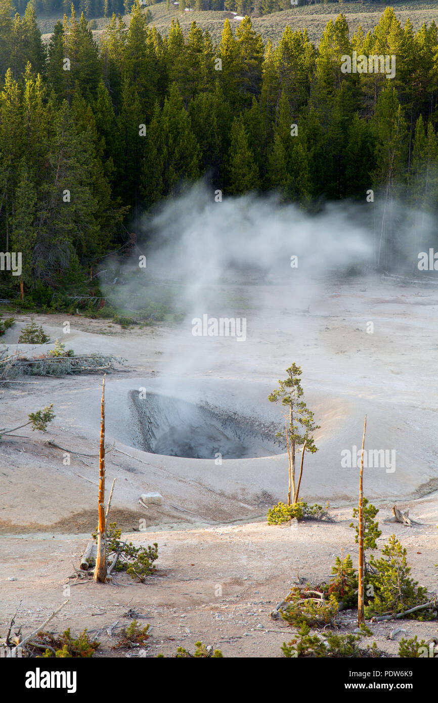 Sulphur Cauldron Hi Res Stock Photography And Images Alamy