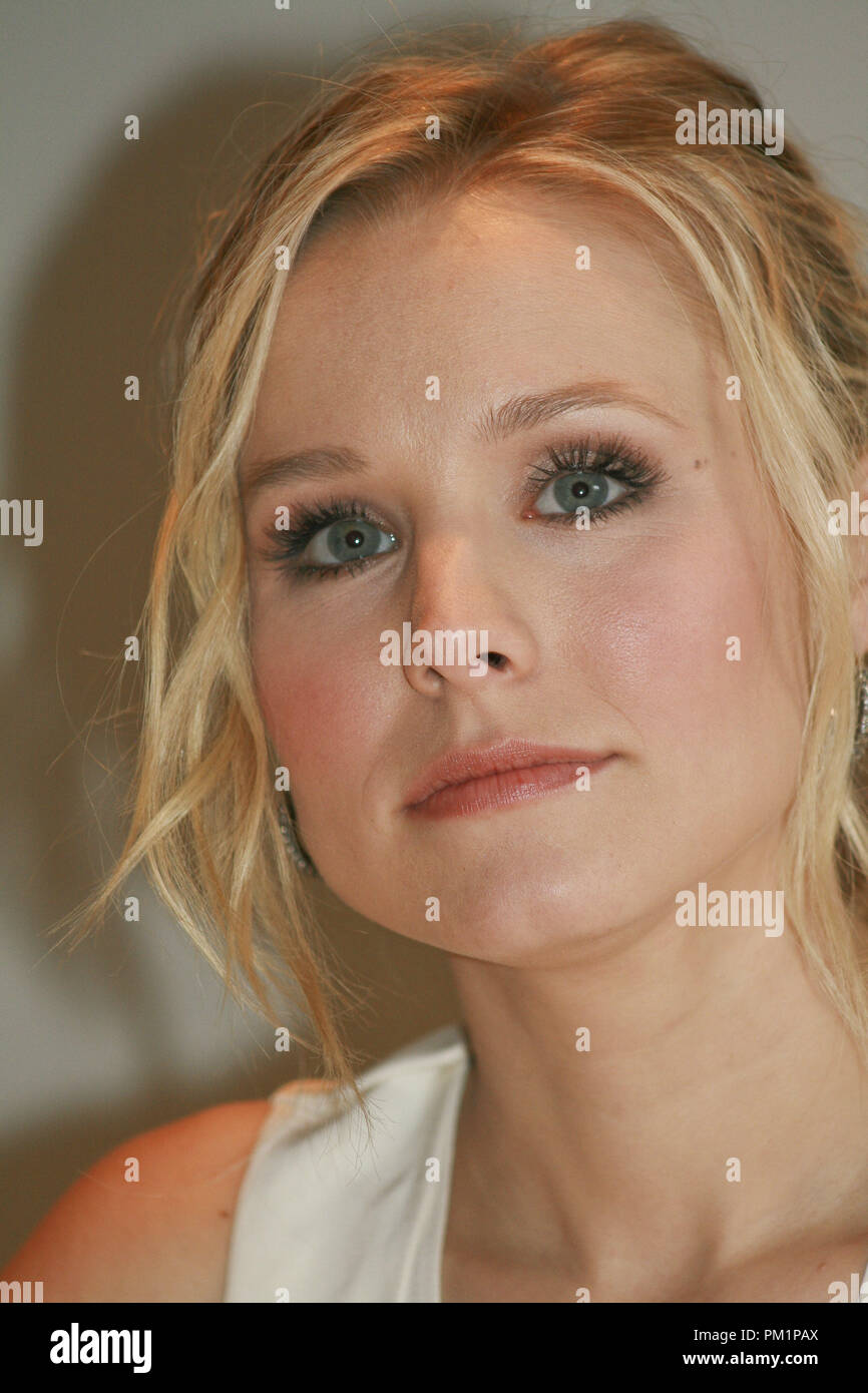 Kristen Bell January 9 2010 Reproduction By American Tabloids Is