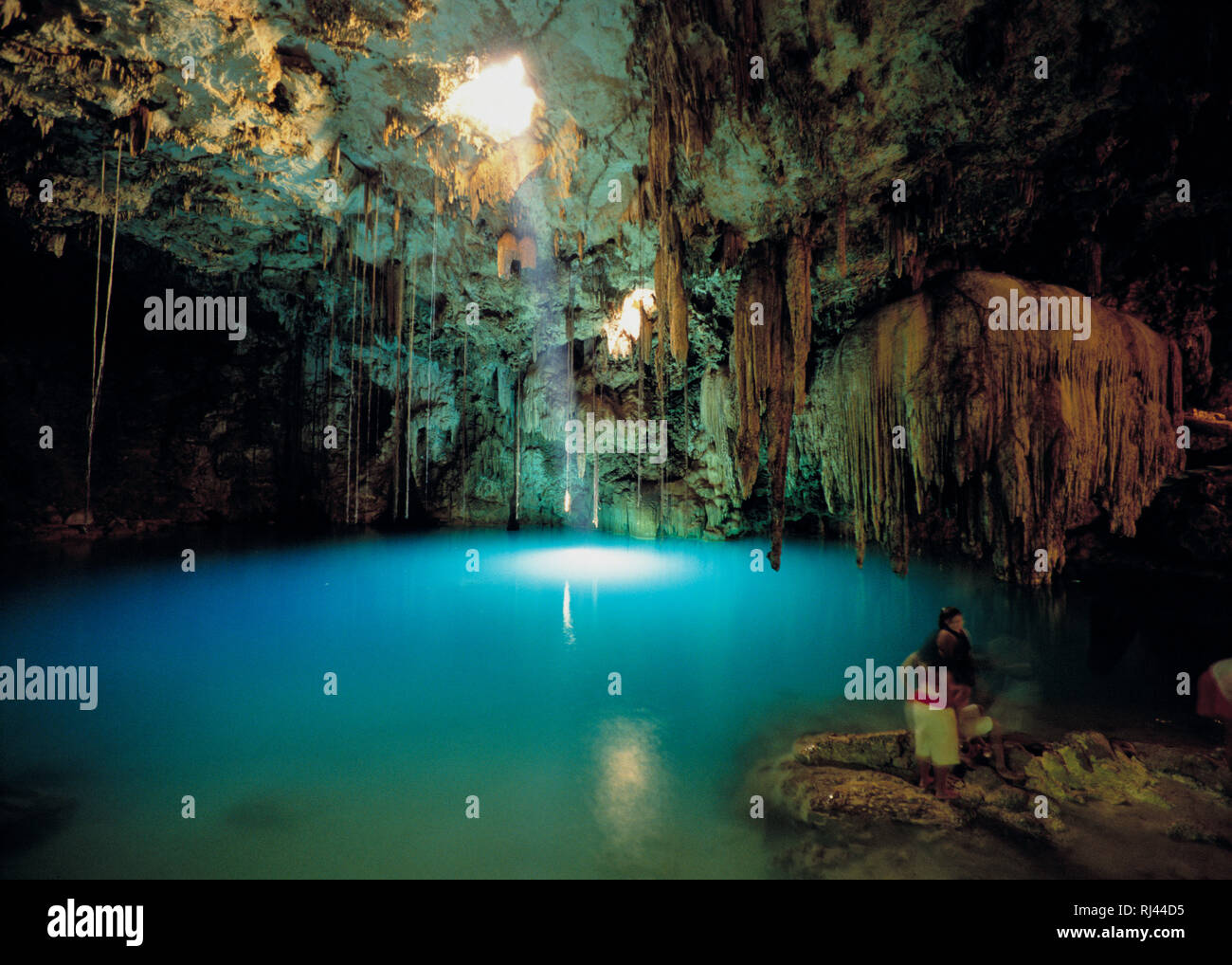 Cenote Xkeken Yucat N M Xico Stock Photo Alamy