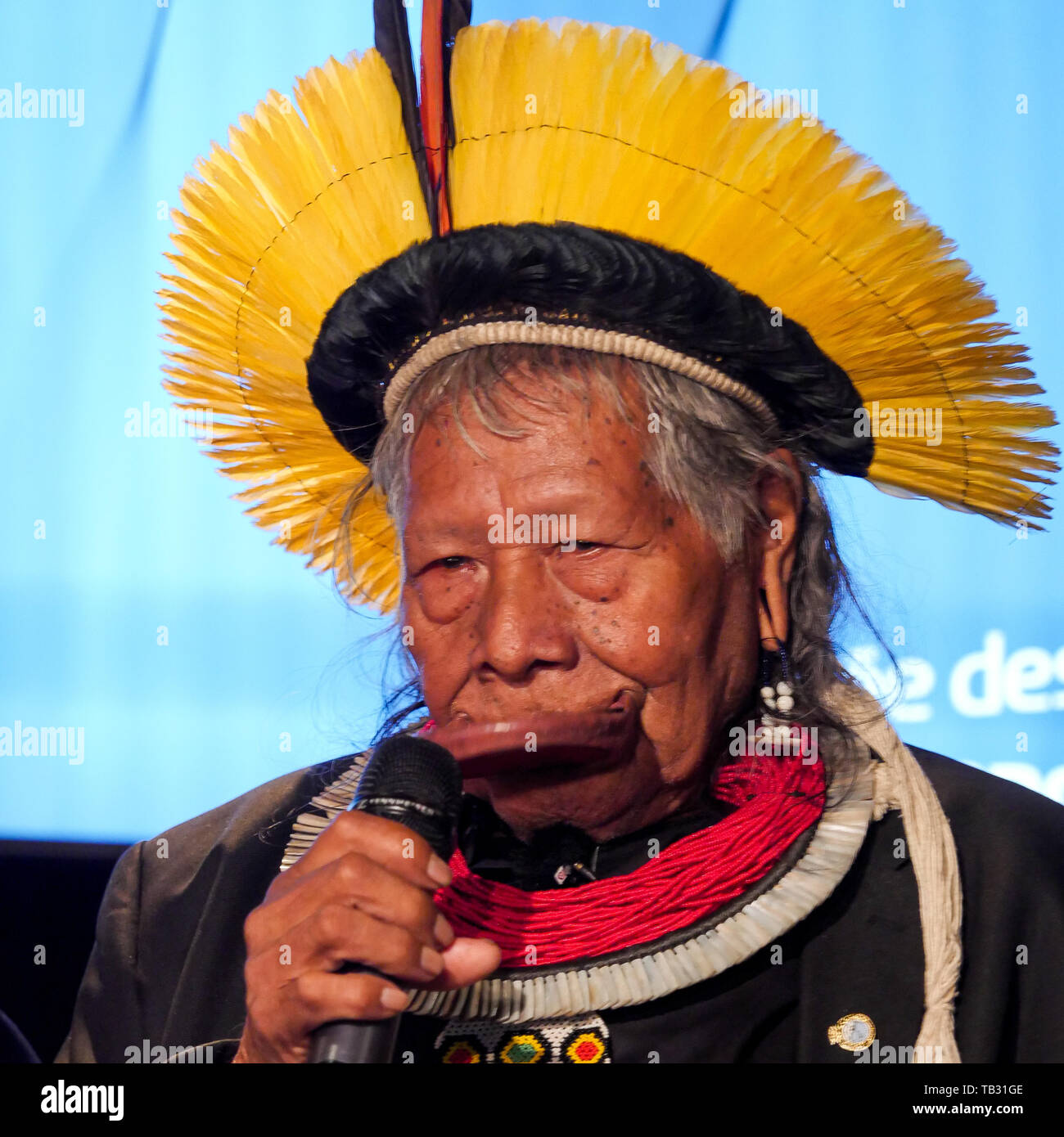 Brazil S Indigenous Chief Raoni Metuktire Delivers Speech In Lyon