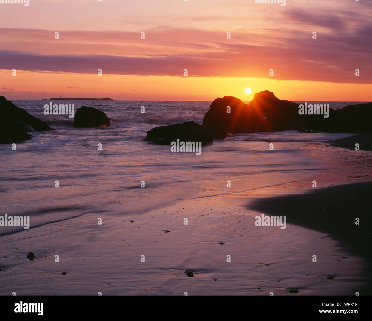 Usa Washington Olympic National Park Sunset Over Sea Stacks At Beach