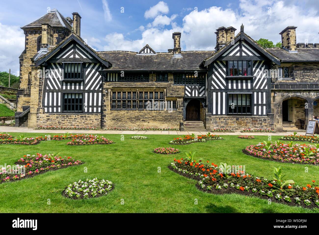 Shibden Hall Hi Res Stock Photography And Images Alamy