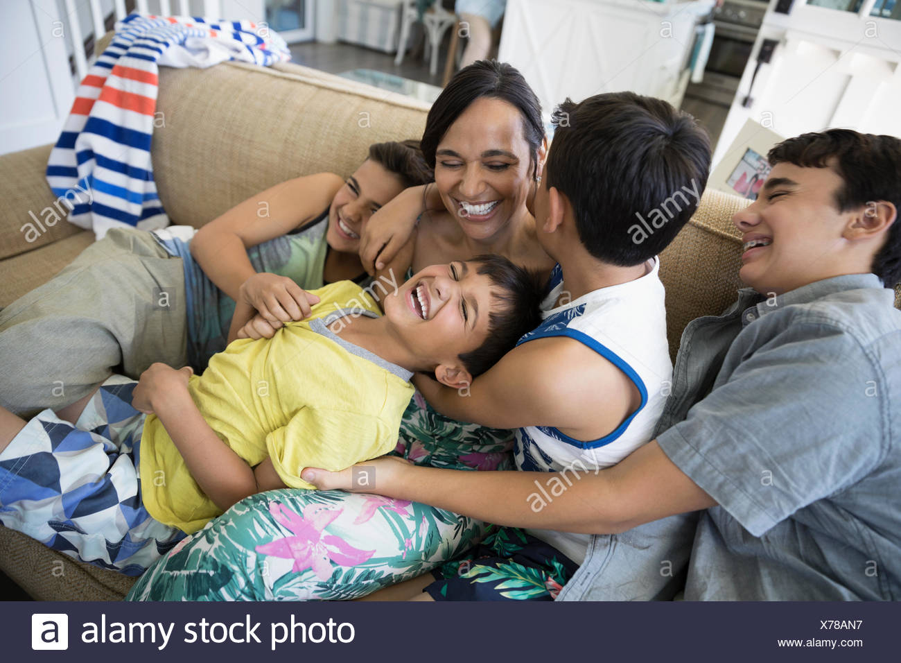 plaful mature moms Anal sex penit bot