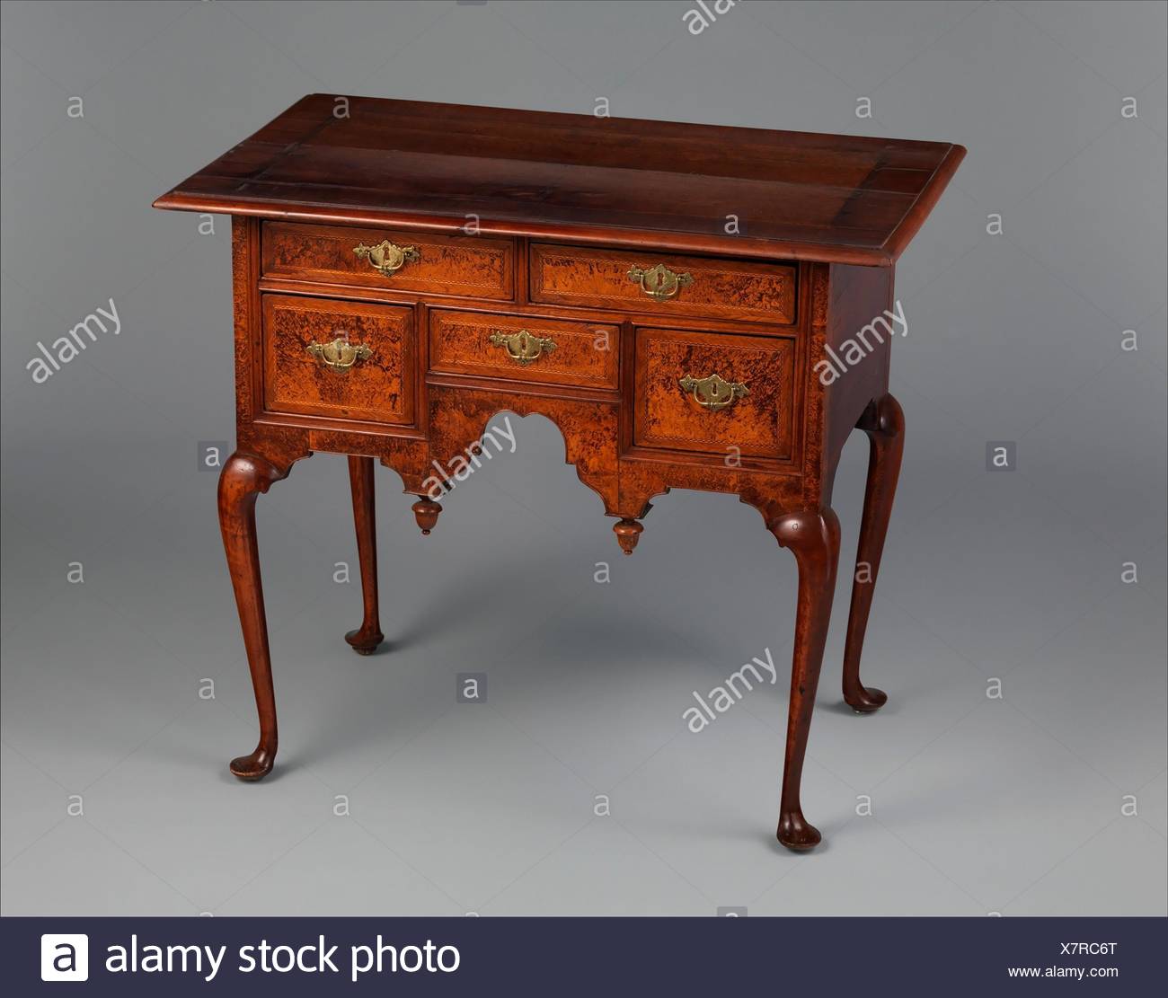 Dating queen anne furniture