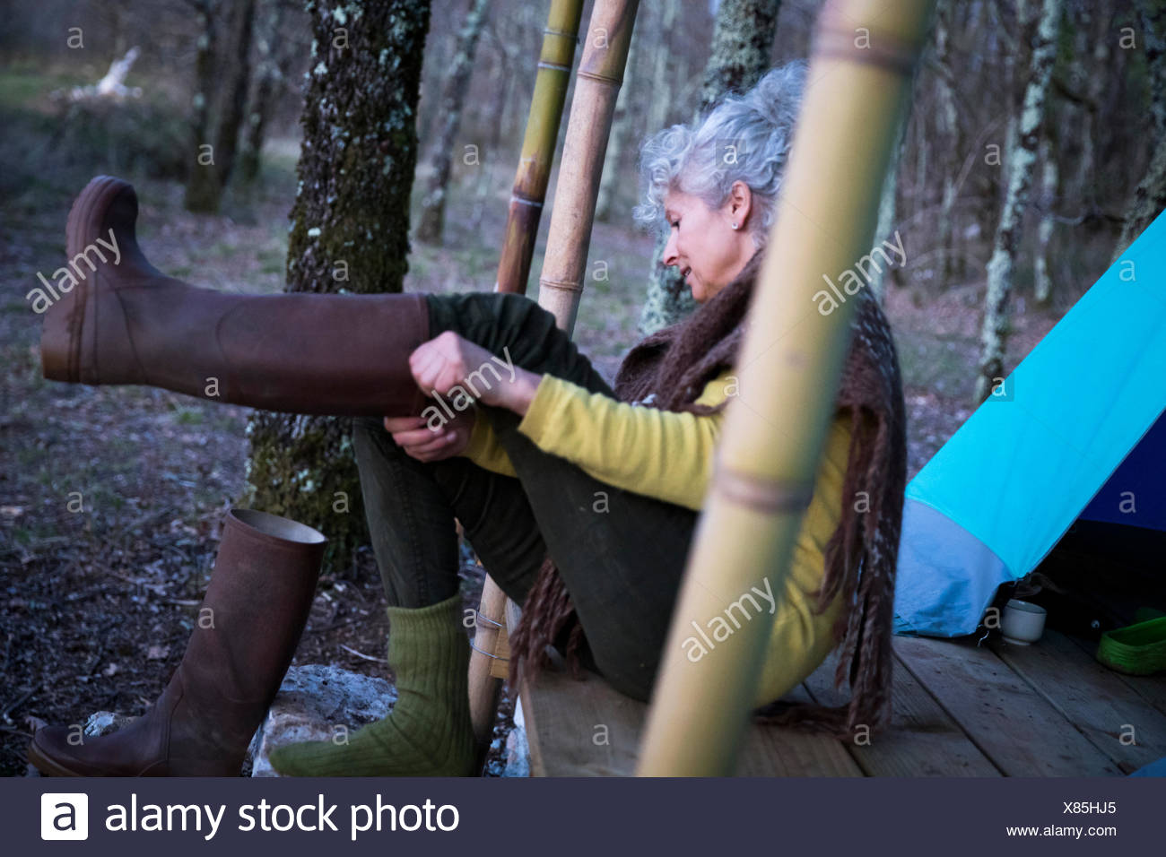 Mature lesbian seduces young teen Sex stories black woman bi racial