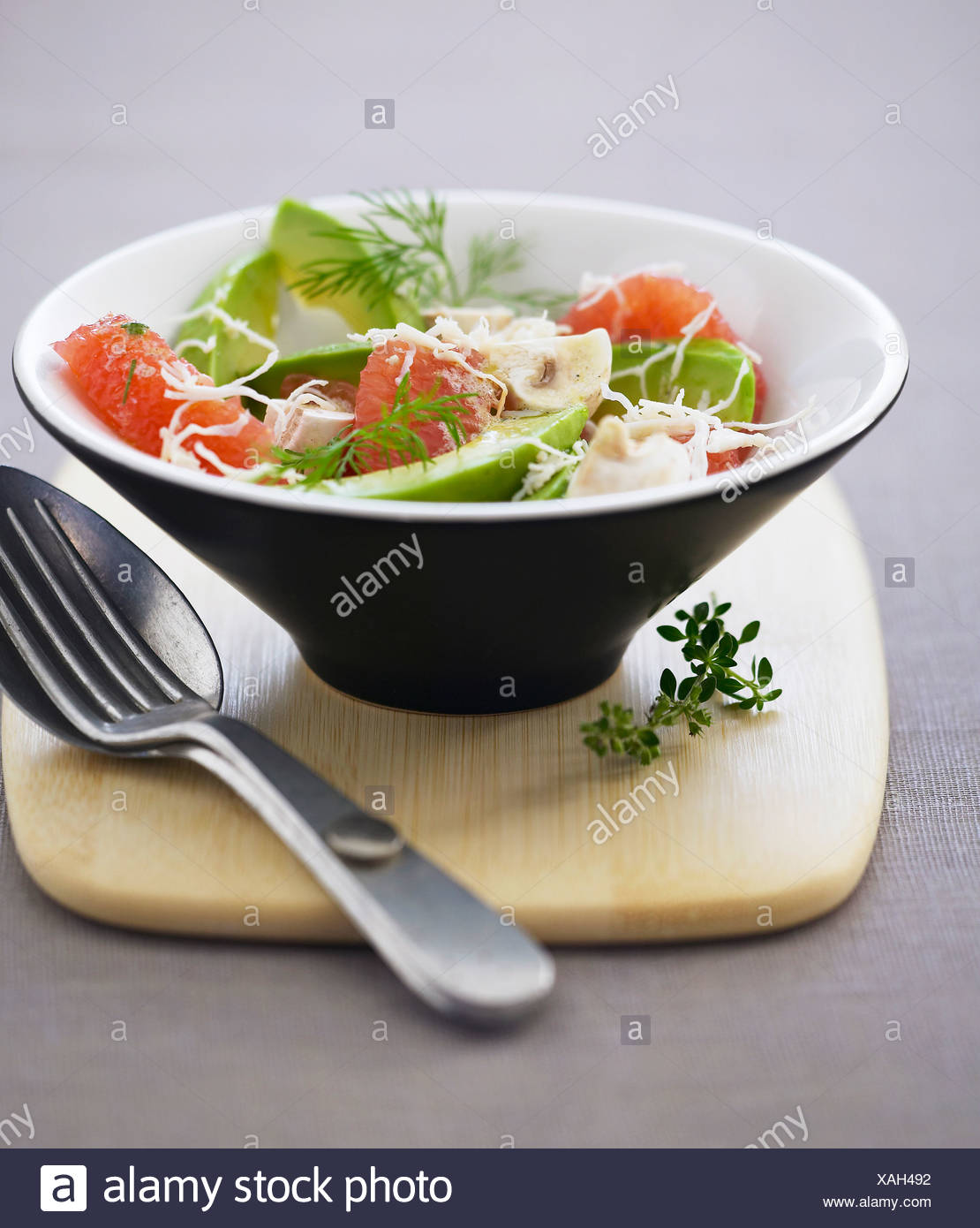 Variations of salad with mushrooms and crab sticks: recipes with photos 82 Variations of salad with mushrooms and crab sticks: recipes with photos 80