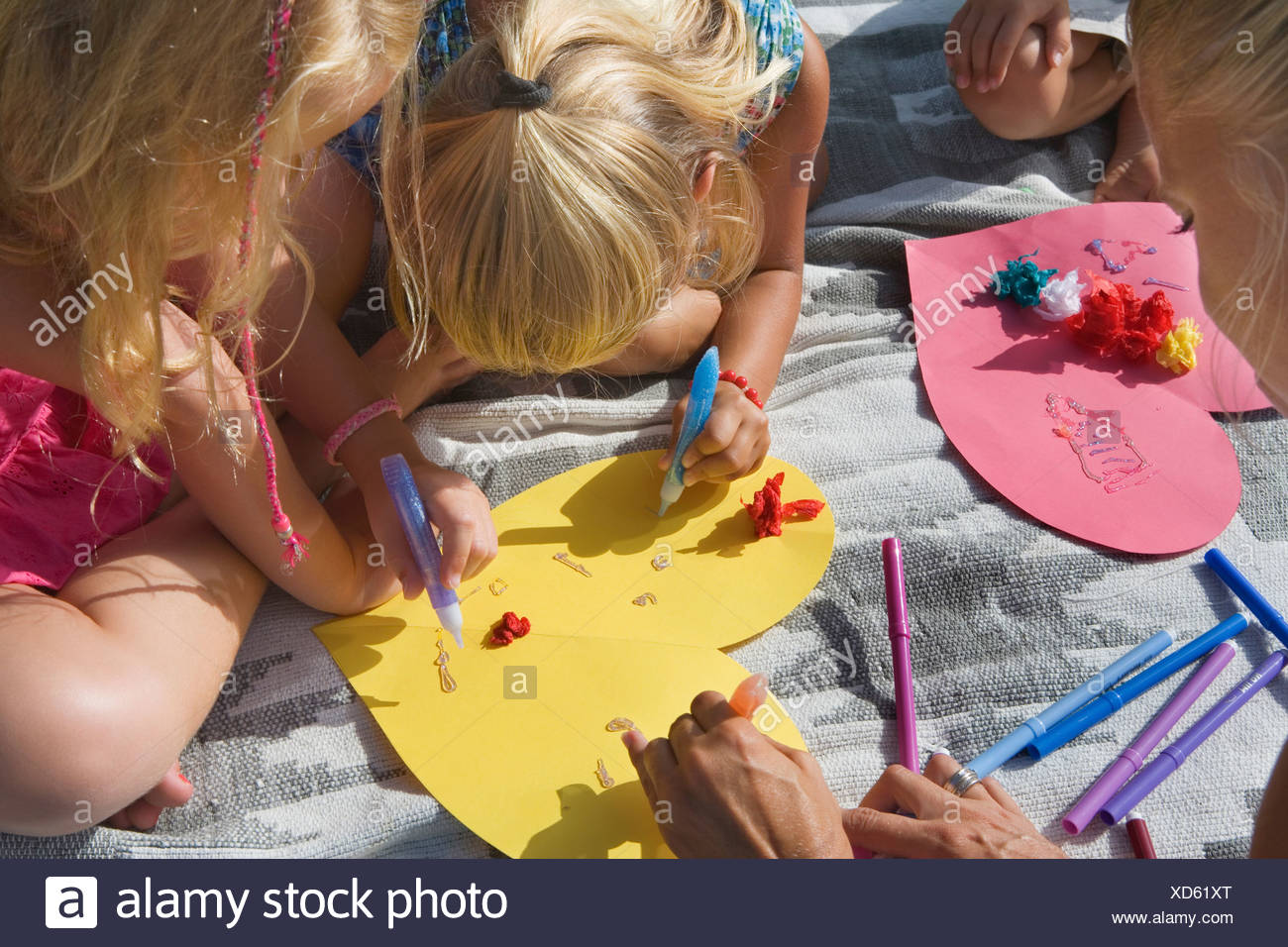 Teacher Teaching Students Arts Crafts Teacher Teaching Students Arts Crafts