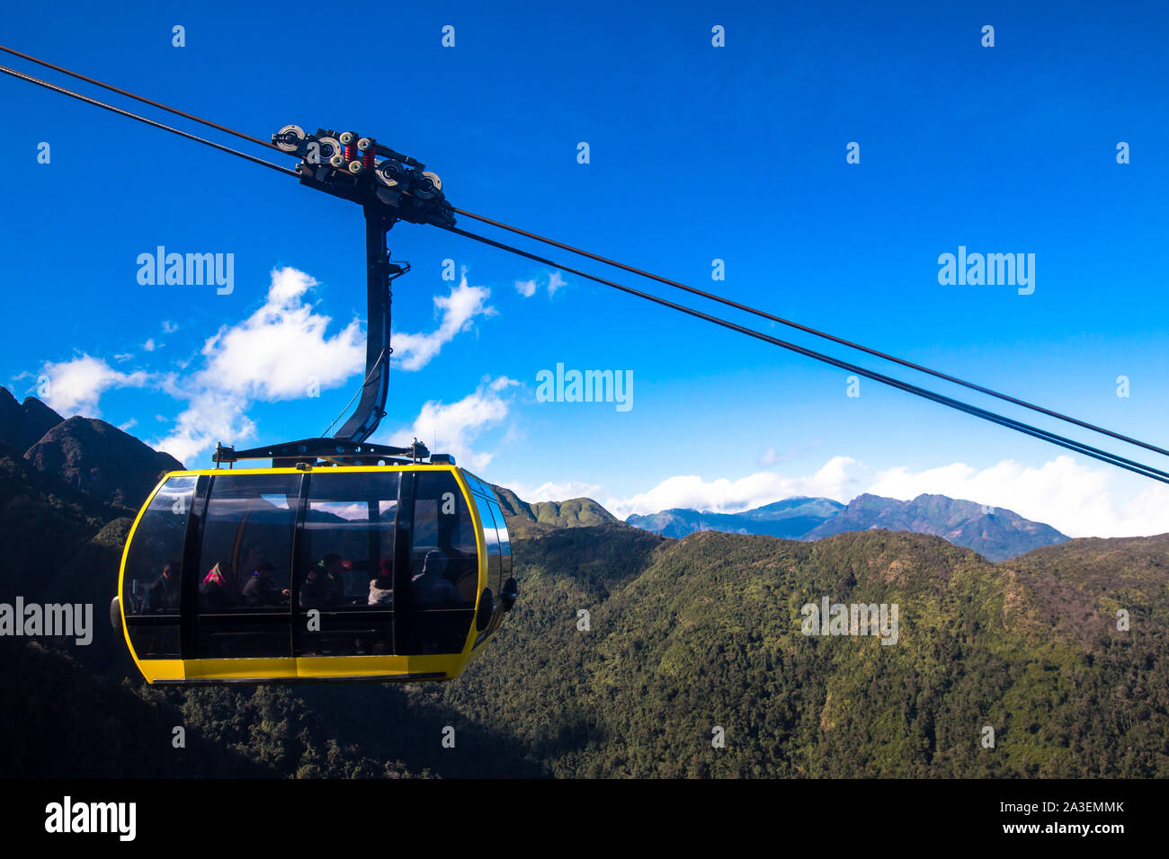 Seilbahn Auf Den Gipfel Des Mount Fansipan Aka Dach Von Indochina Von