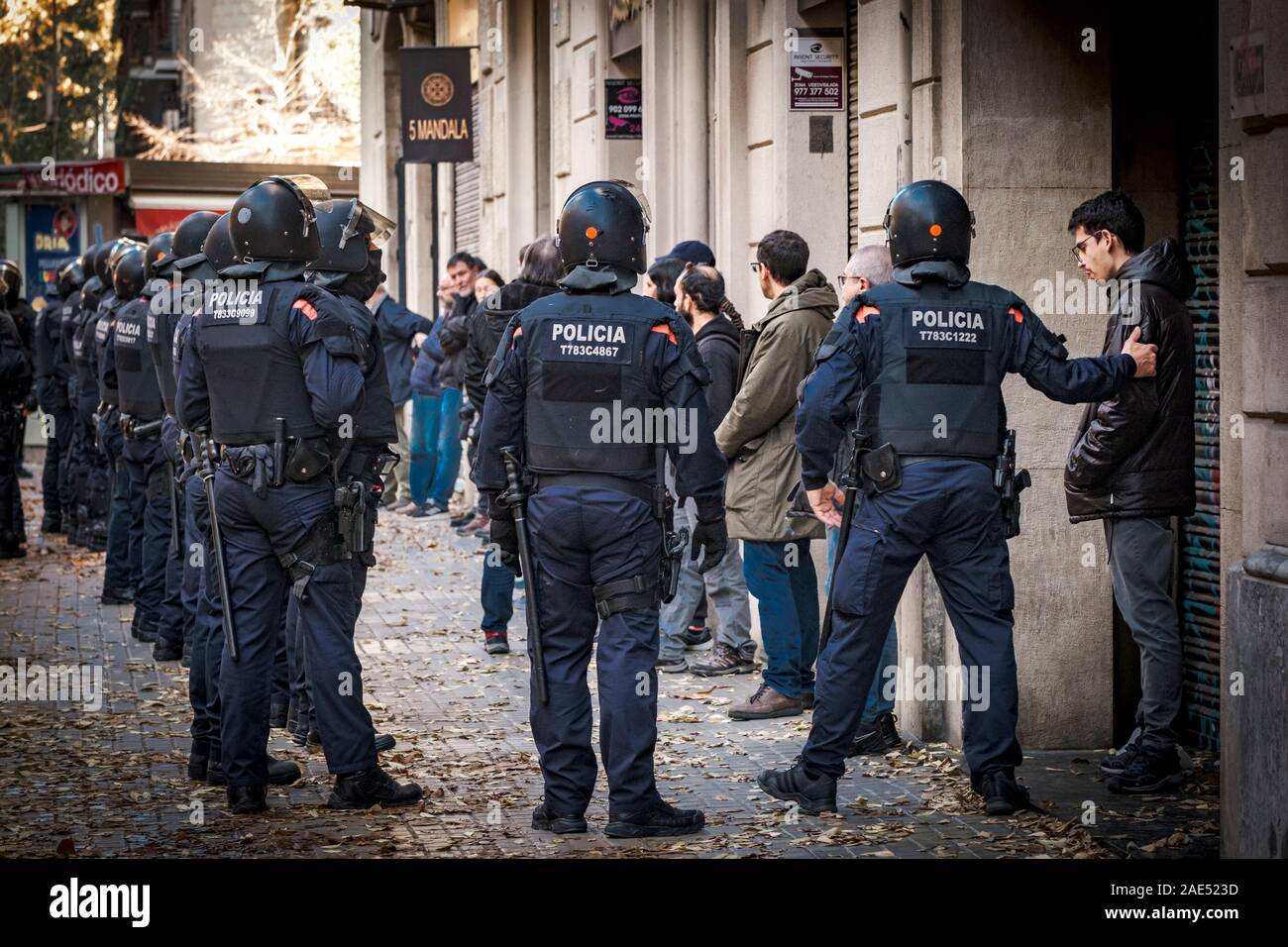 Mossos Desquadra Fotos Und Bildmaterial In Hoher Aufl Sung Alamy