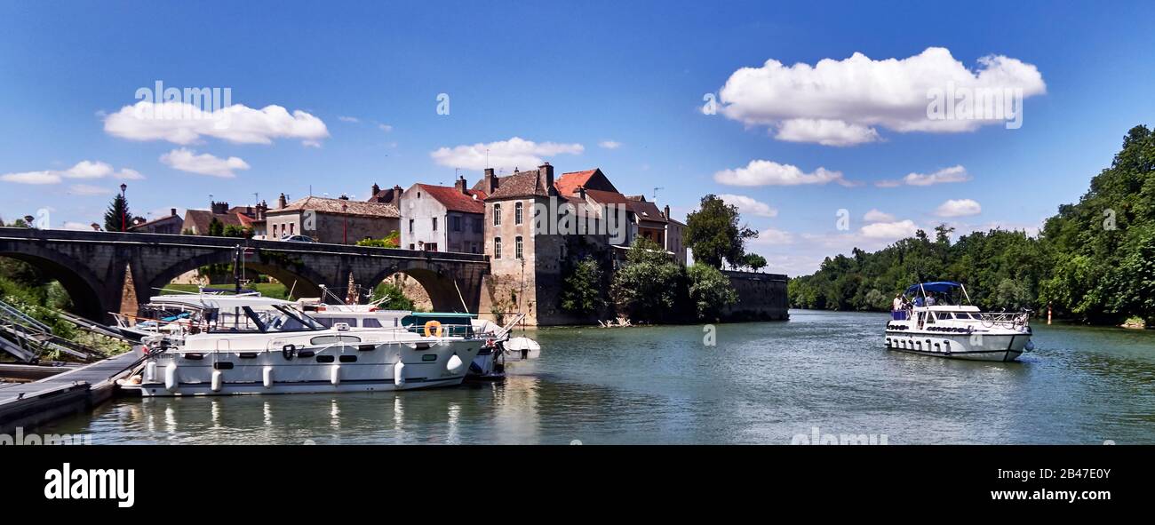 Verdun Sur Le Doubs Fotos Und Bildmaterial In Hoher Aufl Sung Alamy