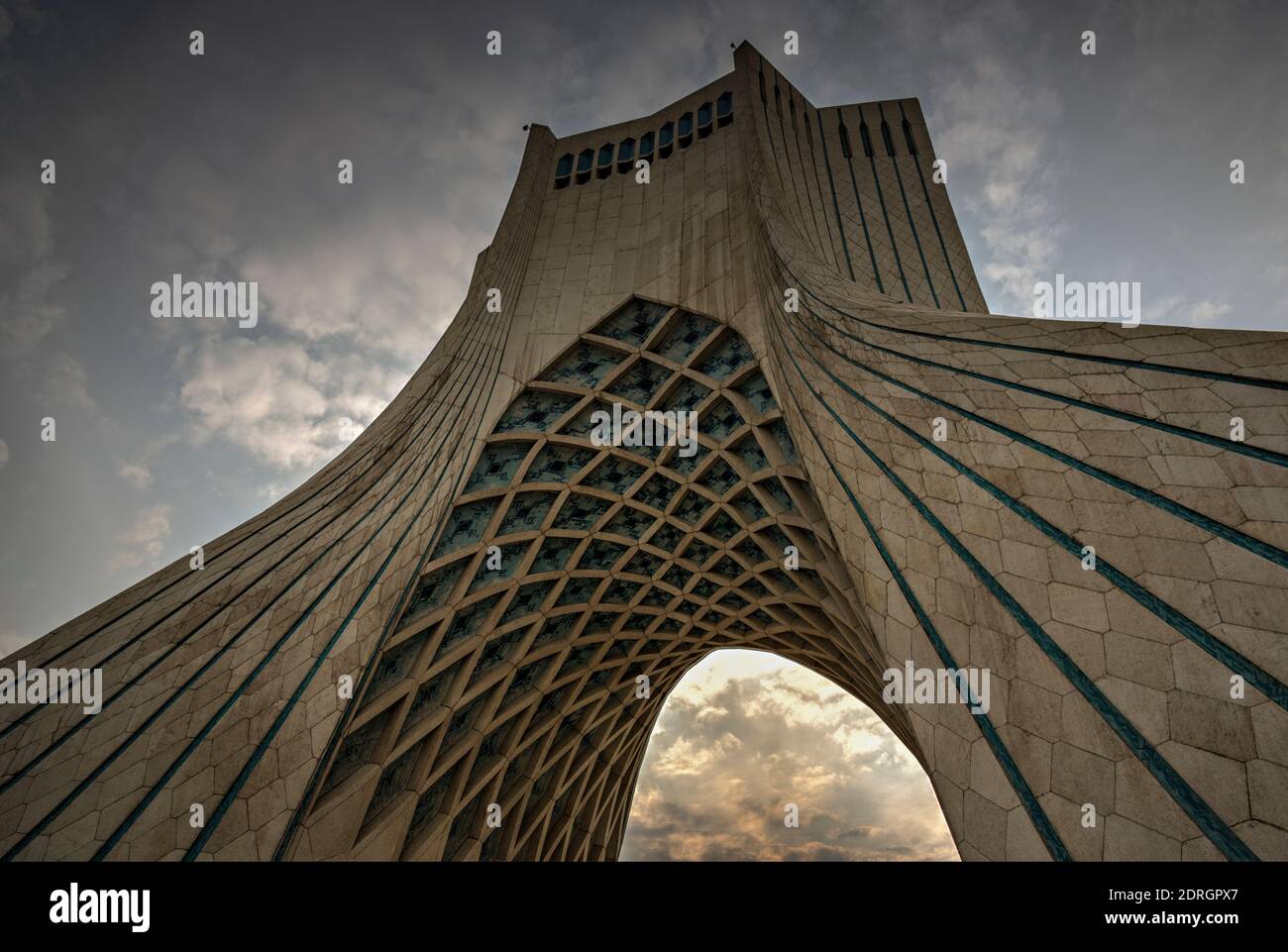 Azadi Tower Teheran Fotos Und Bildmaterial In Hoher Aufl Sung Alamy