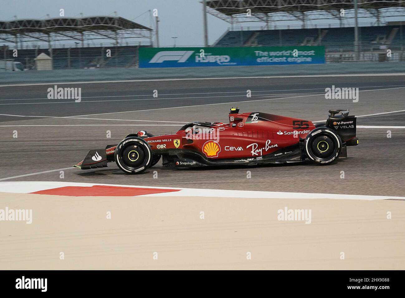 M Rz Bahrain International Circuit Sakhir Formel Test In