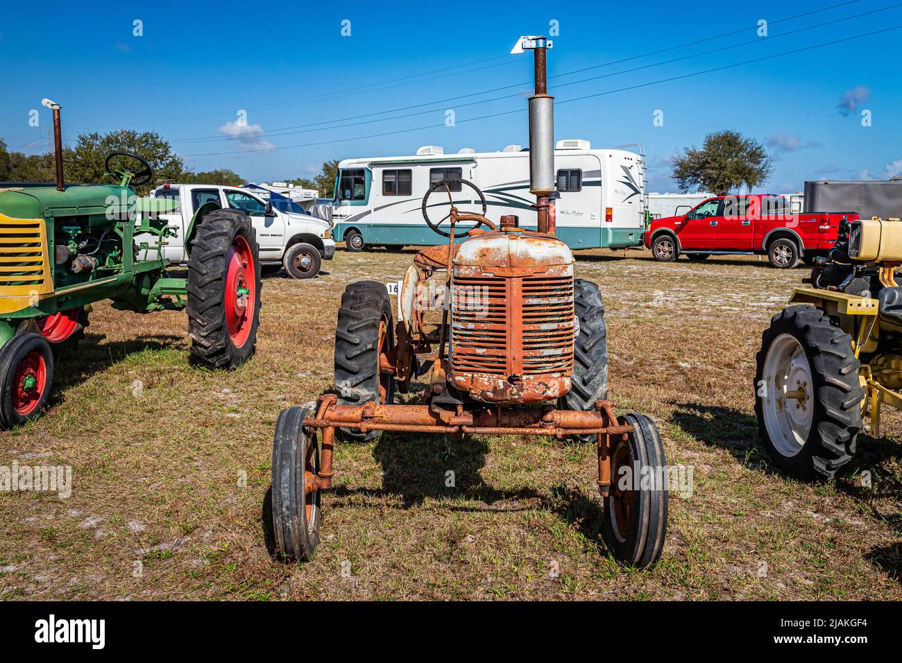 Altes Farmall Modell Ein Traktor Fotos Und Bildmaterial In Hoher