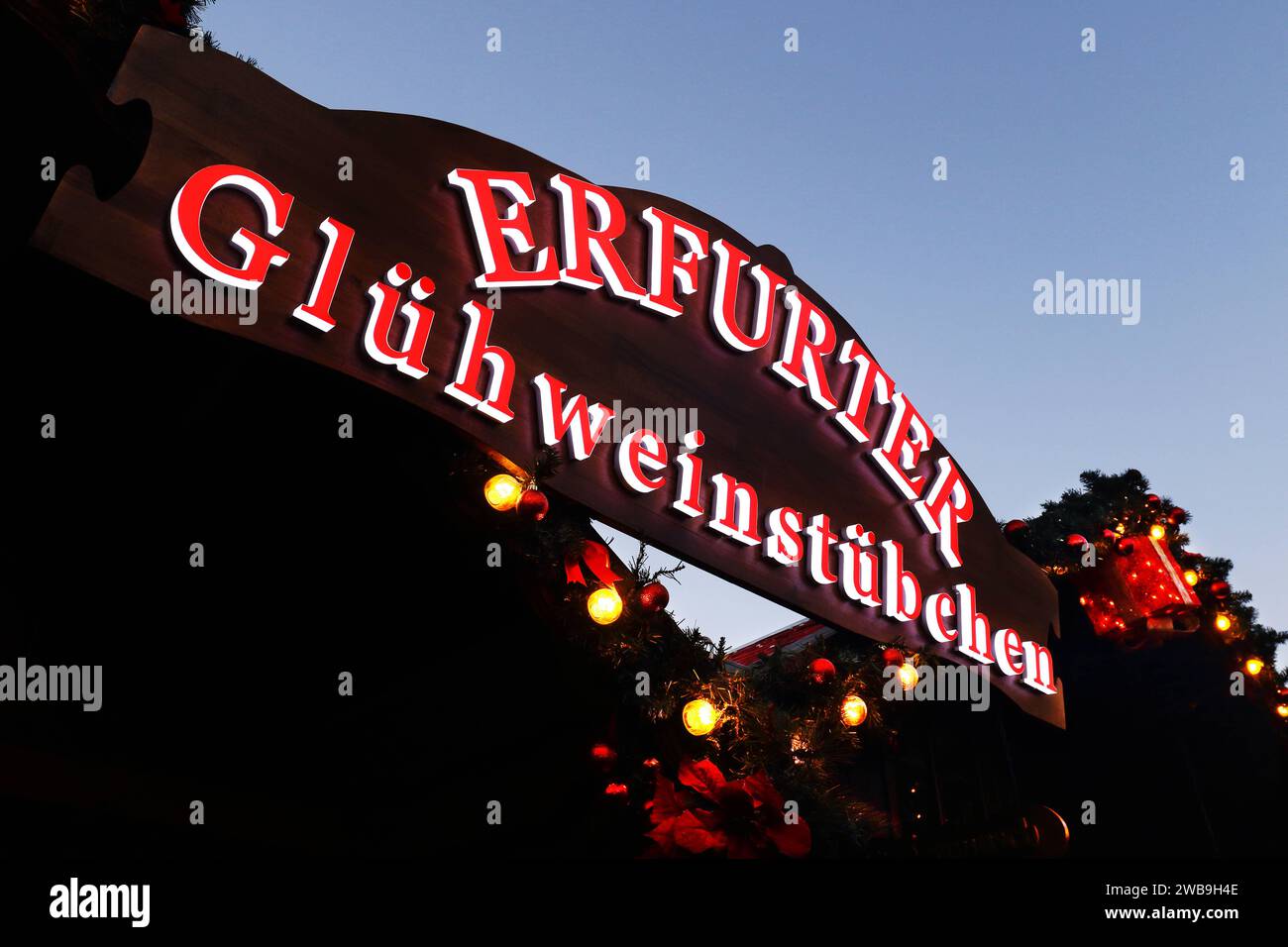 Erfurter Gl Hweinst Bchen Gl Hweinstand Auf Dem Weihnachtsmarkt Am