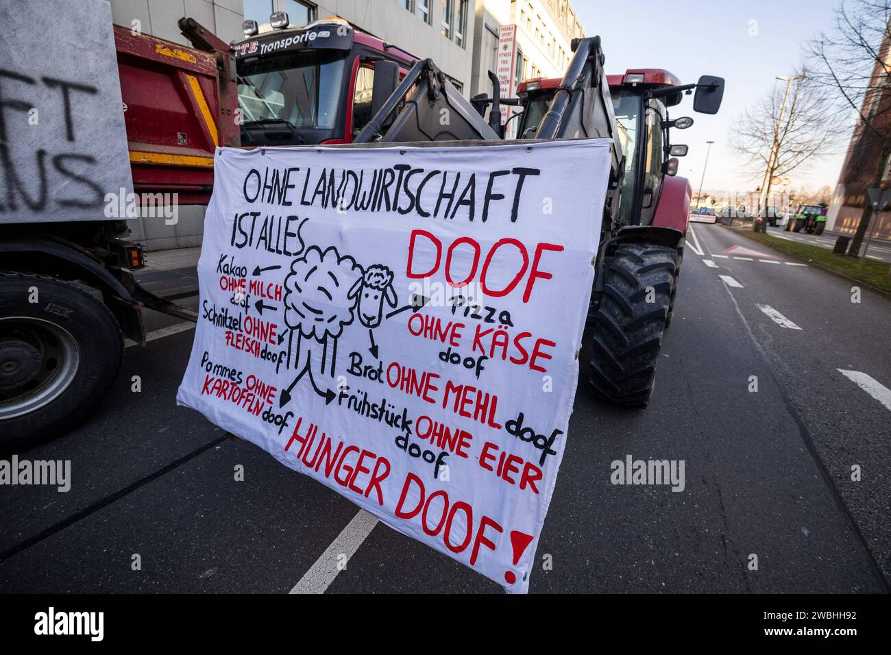 Kassel Bauern Proteste Sternfahrt Mit Traktoren Zum