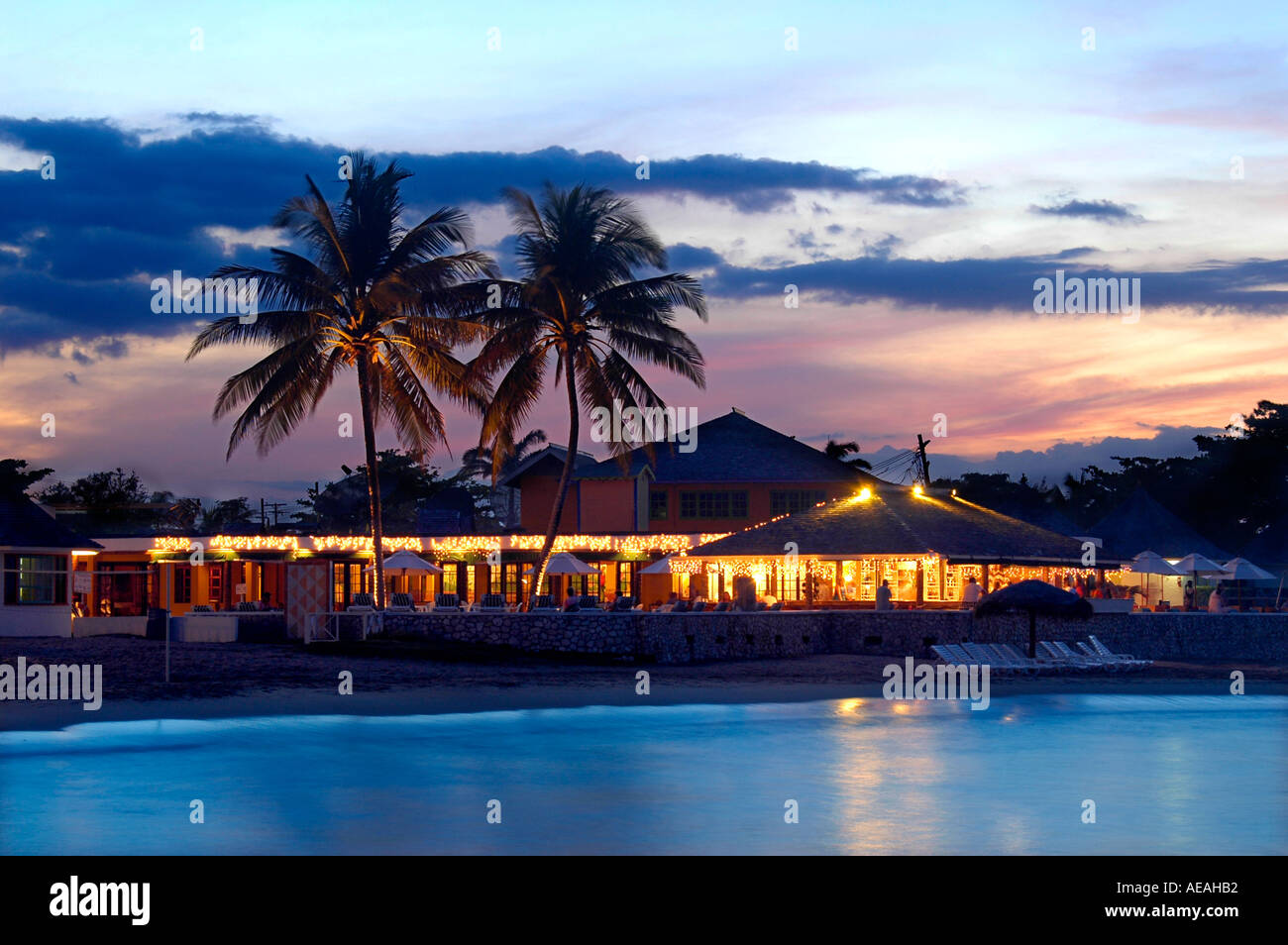 Jamaika Urlaub Weihnachten 2022 Jamaika Urlaub Resort royal Decameron zeigen, Strand und Palmen in der