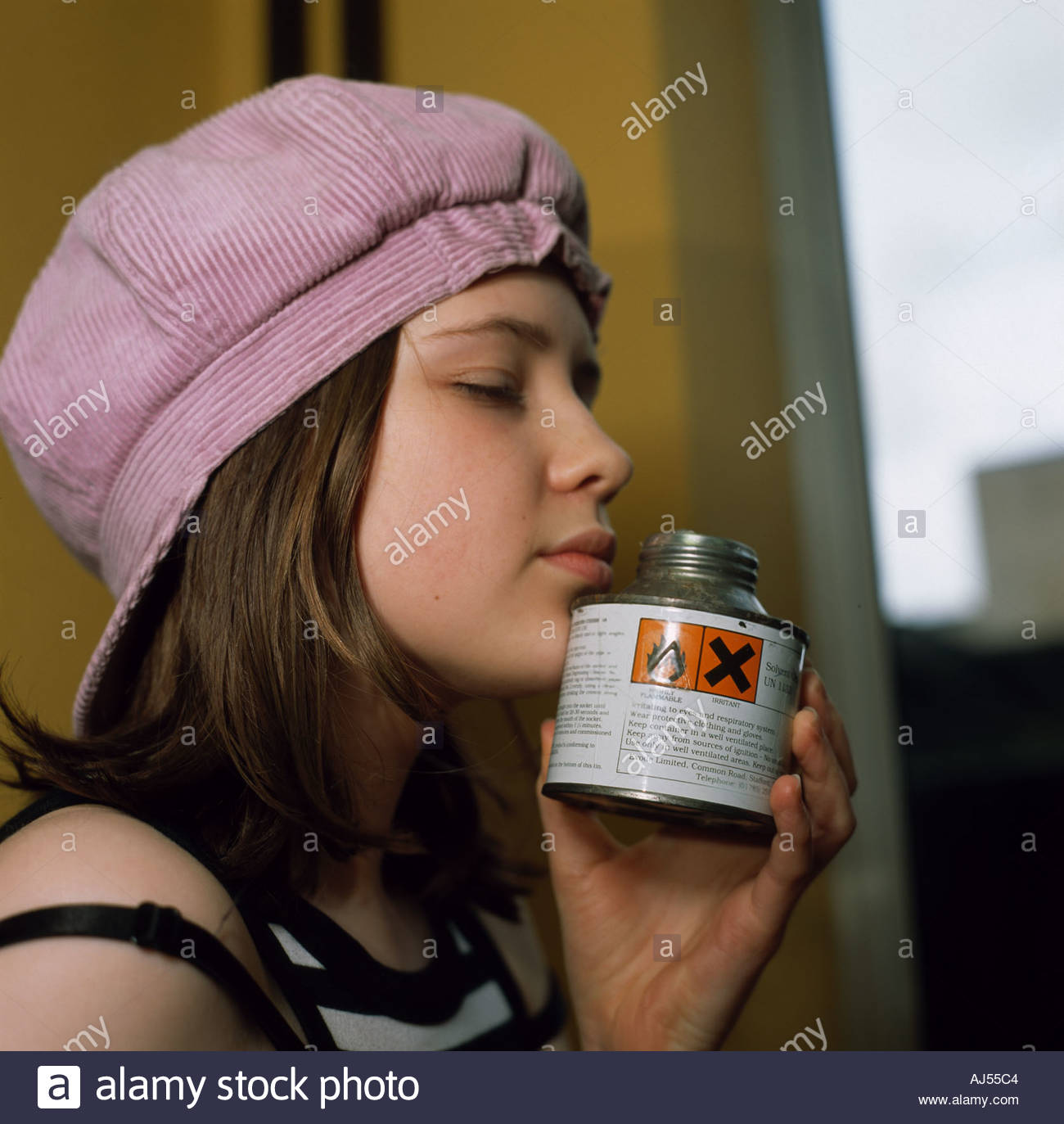 Glue Sniff Solvent Abuse Stockfotos & Glue Sniff Solvent Abuse Bilder