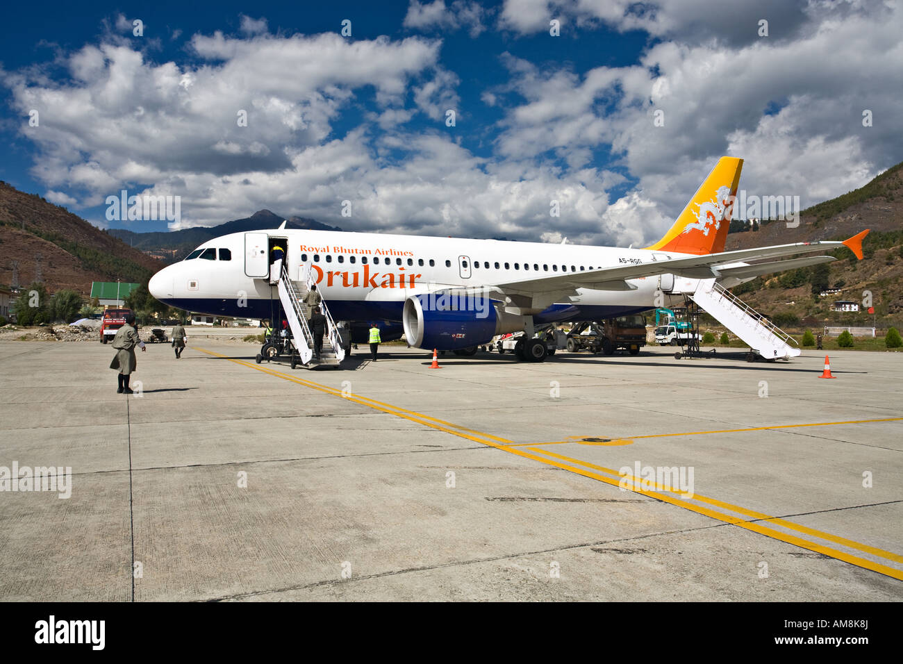 Druk Air Flughafen Paro Paro Bhutan Stockfoto Bild 15184721 Alamy