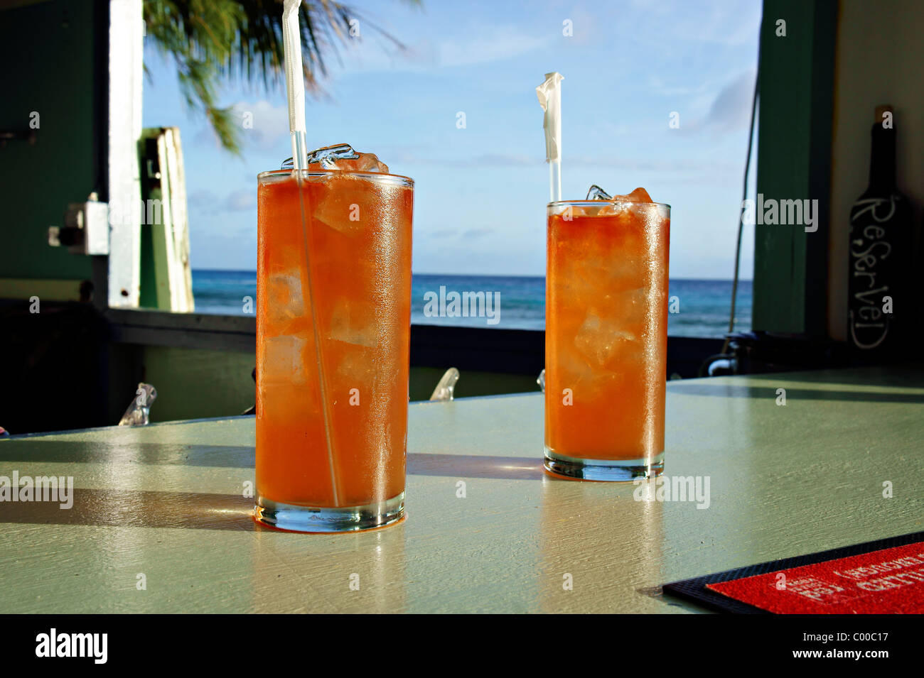 Cocktails in der Karibik Stockfoto, Bild: 34430179 - Alamy
