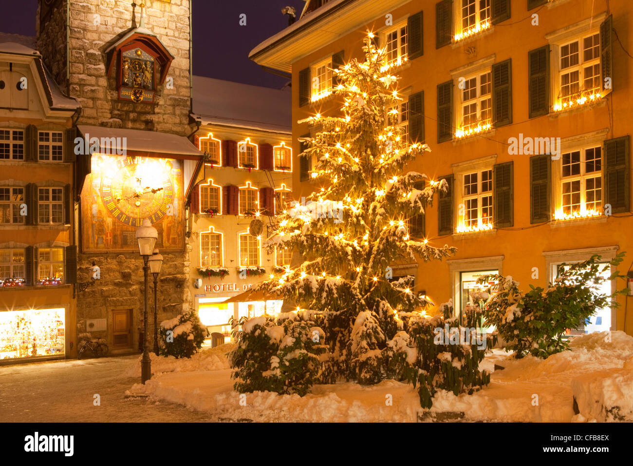 Winter, Schnee, Stadt, Stadt, Weihnachten, Advent, Kanton Solothurn, Schweiz, Europa, Nacht 