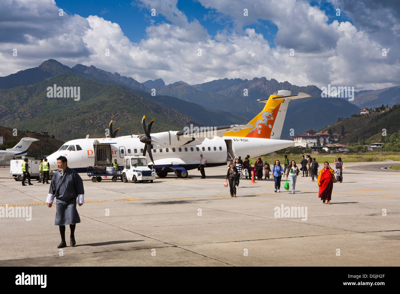 Bhutan Internationalen Flughafen Paro Passagiere Aussteigen Druk