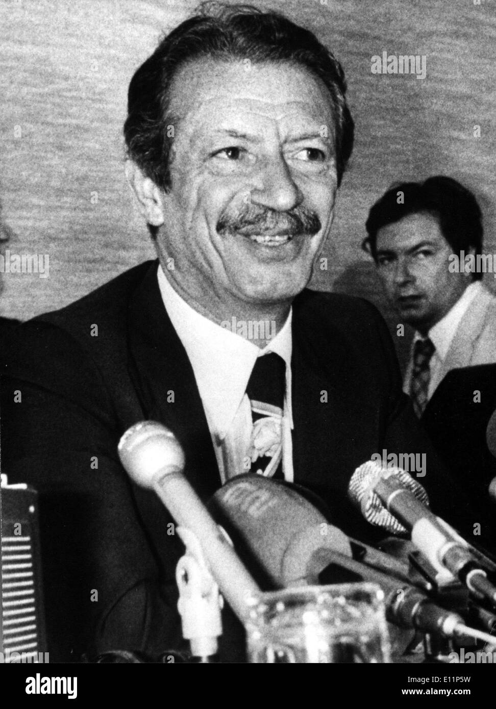 Shapour Bakhtiar Stockfotos & Shapour Bakhtiar Bilder Alamy