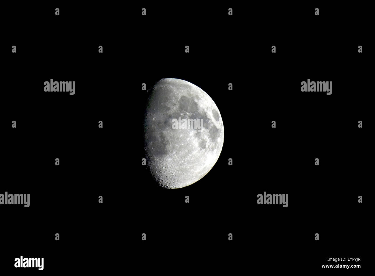 Halbmond Stockfotos & Halbmond Bilder - Alamy
