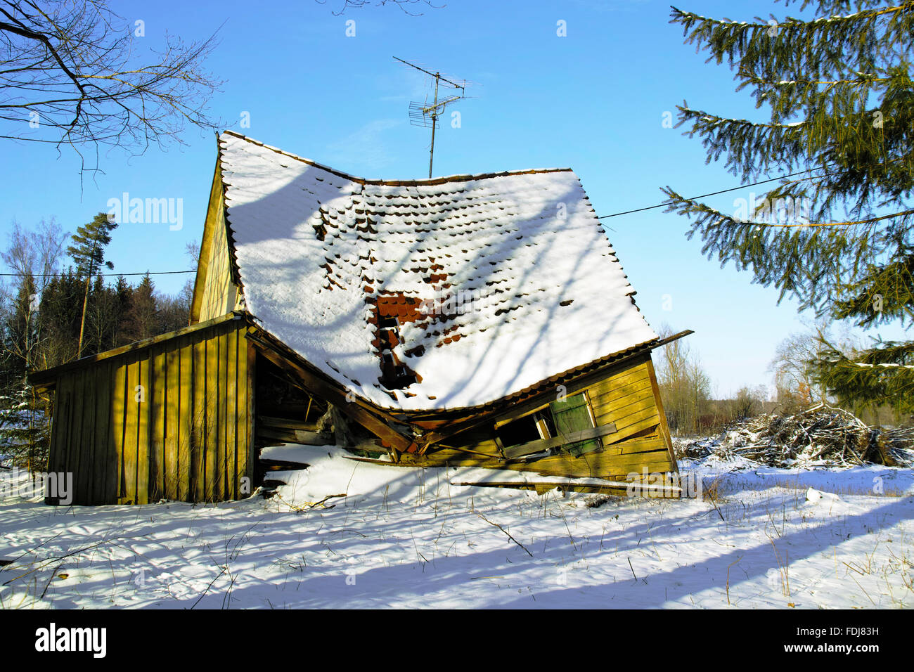 Kartenhaus Stockfotos & Kartenhaus Bilder - Alamy