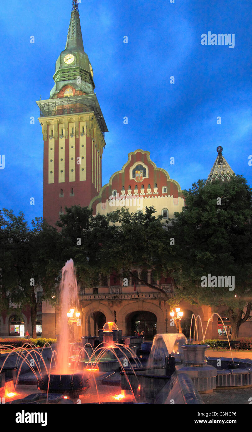 Rathaus und brunnen Fotos und Bildmaterial in hoher Auflösung Alamy