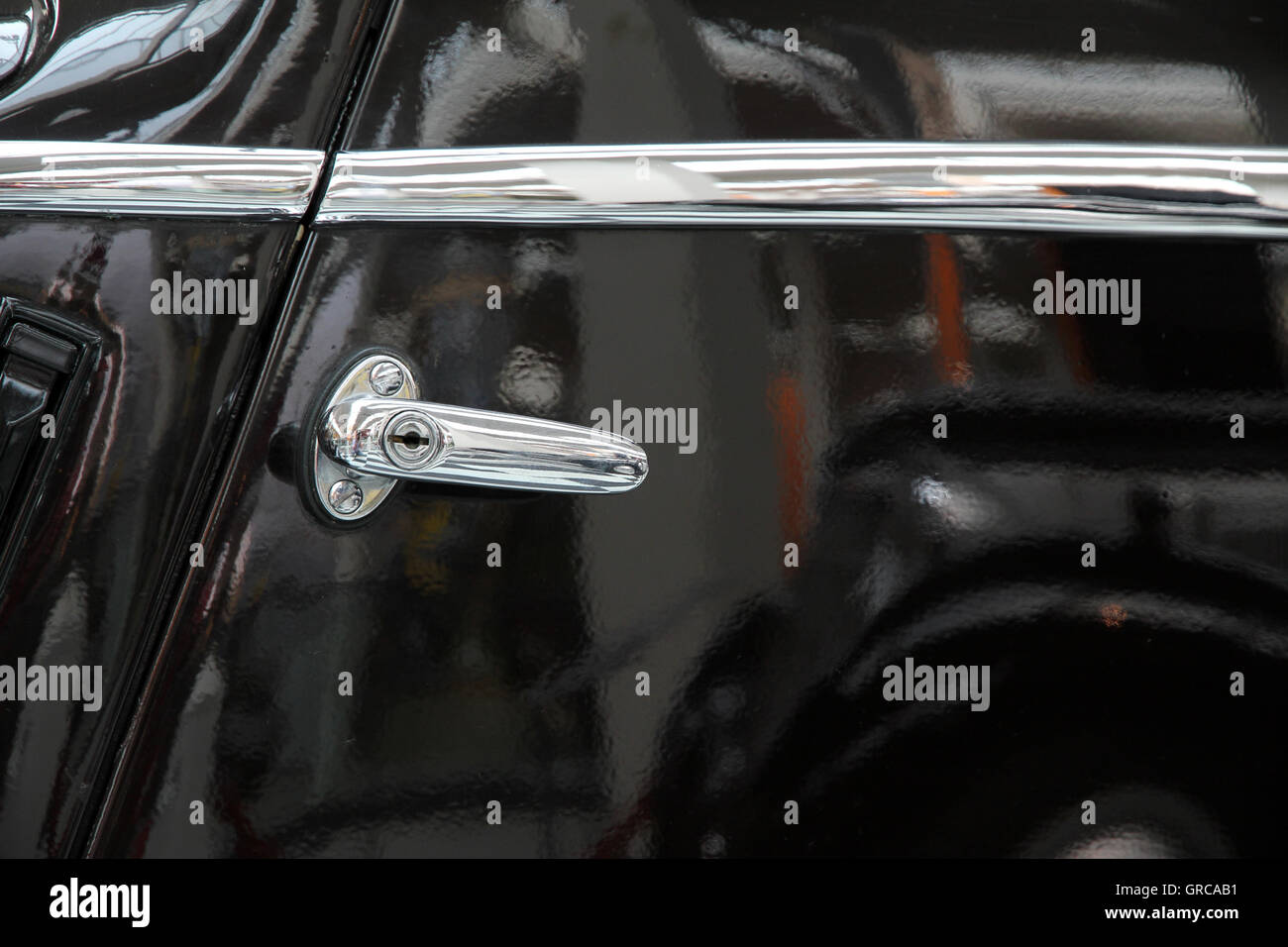 oldtimer türgriff detail türgriff aus einem oldtimer stockfoto bild 117670869 alamy oldtimer türgriff detail türgriff aus einem oldtimer stockfoto bild 117670869 alamy