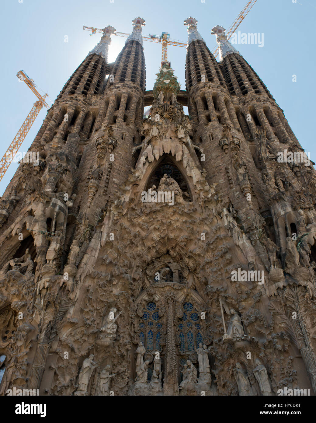 Geburtsfassade der Sagrada Família Basilika von Antoni Gaudí UNESCO